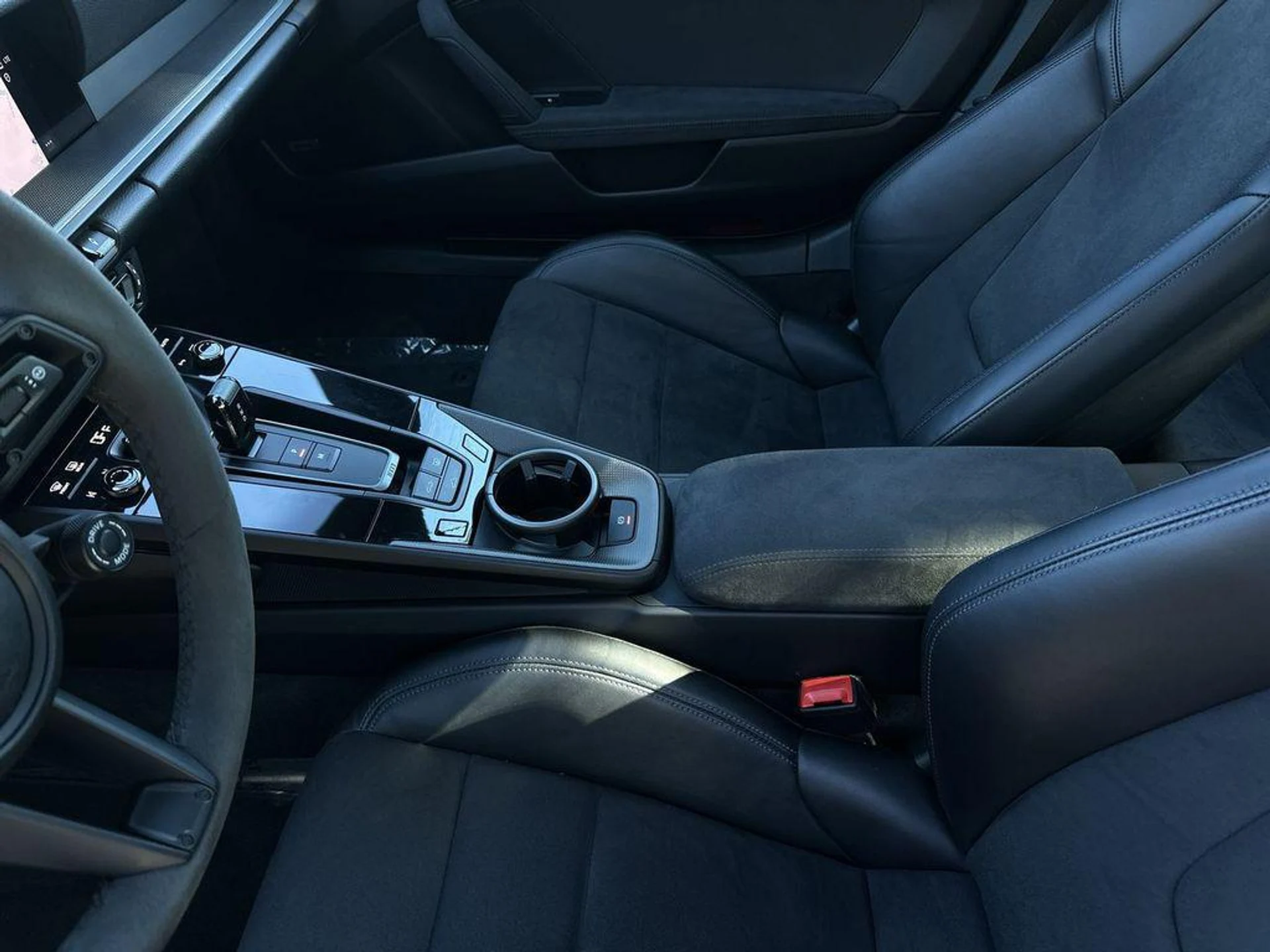 mph016_1875134968_r_E5_H9_Xx_Lzv_CB_1_Hp_B4_Sz_S_Ya_J_Dxm8_6b6ca03d5d