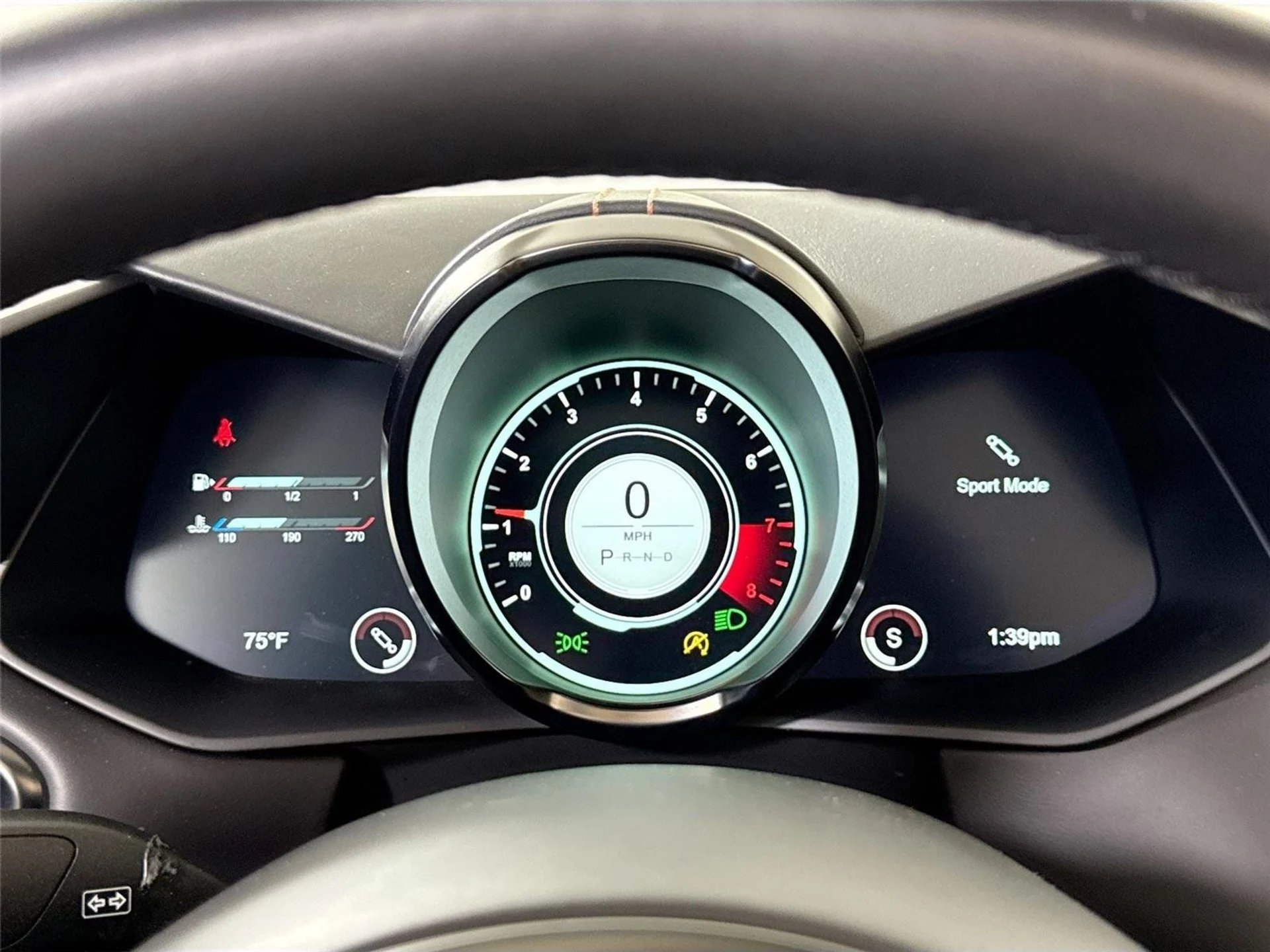 mph016_188226401_9c5a485b7ee23e3492210b3b6b0ffe73_84ebb22735