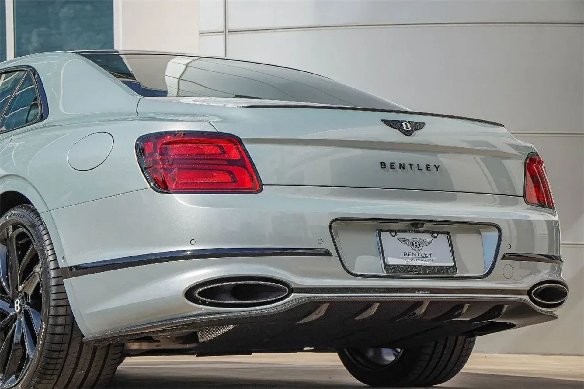 mph016_1884613138_2815cc97e01e47d0a83c28b2cb96372b_9f75530c4d