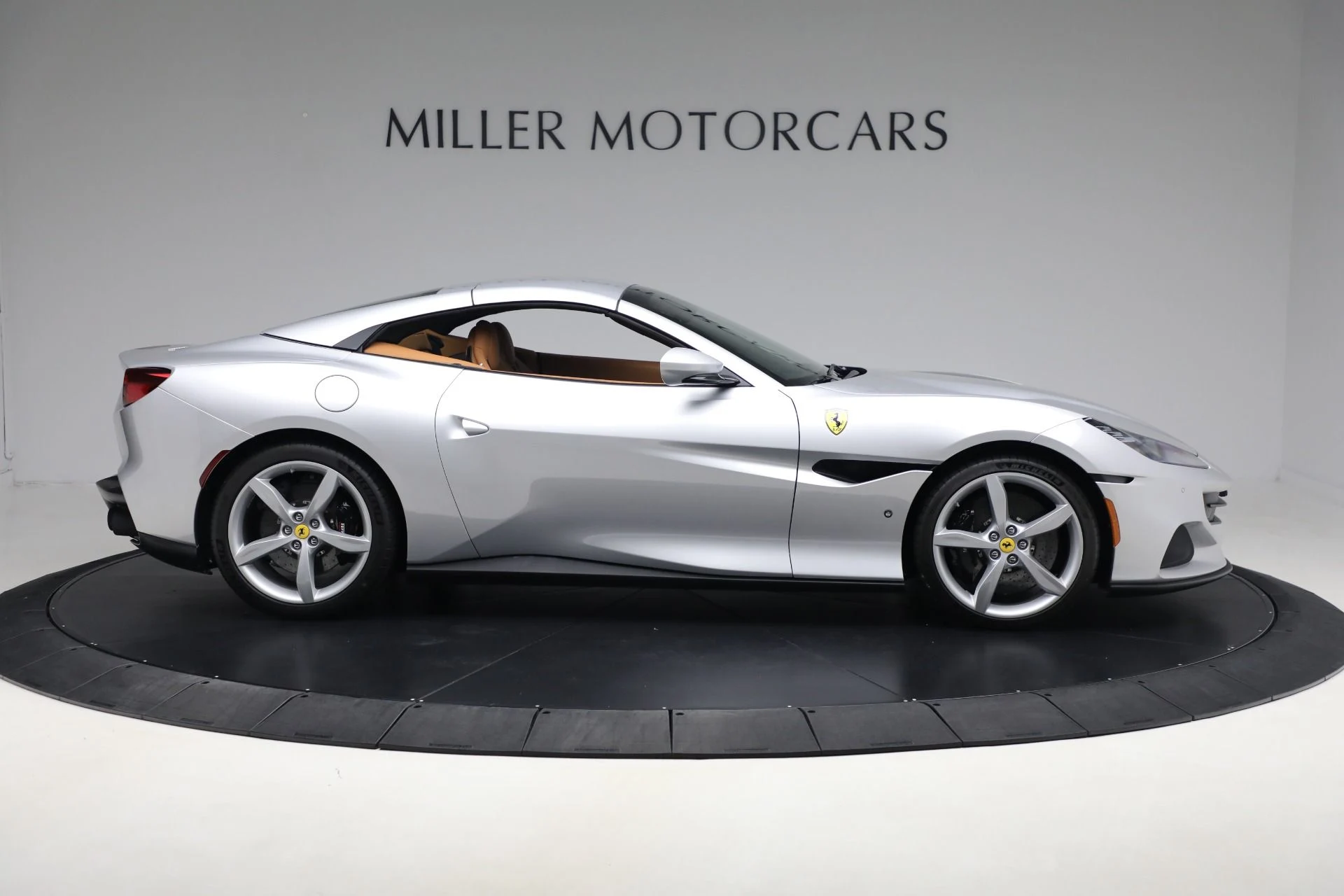 mph016_1884890012_Used_2022_Ferrari_Portofino_M_9bded5447a