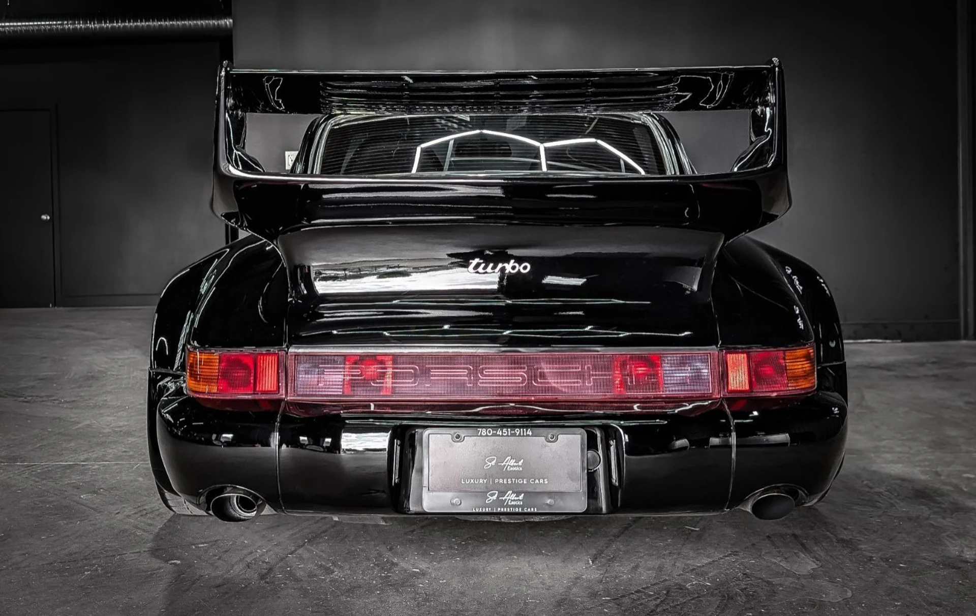 mph016_1886314164_36435187_07933_1979_porsche_911_027_475039e50c