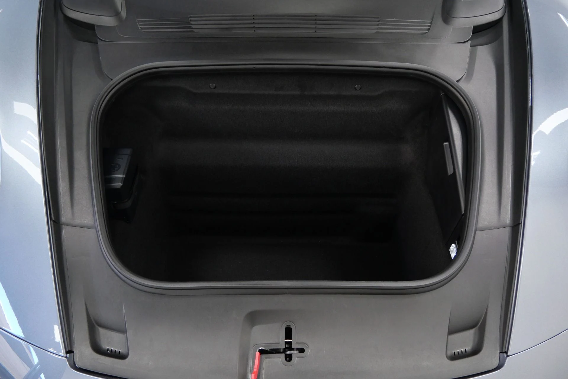 mph016_1888982867_Used_2025_Porsche_911_Carrera_Premium_Package_Sport_Exhaust_1768503028_67edc72f09