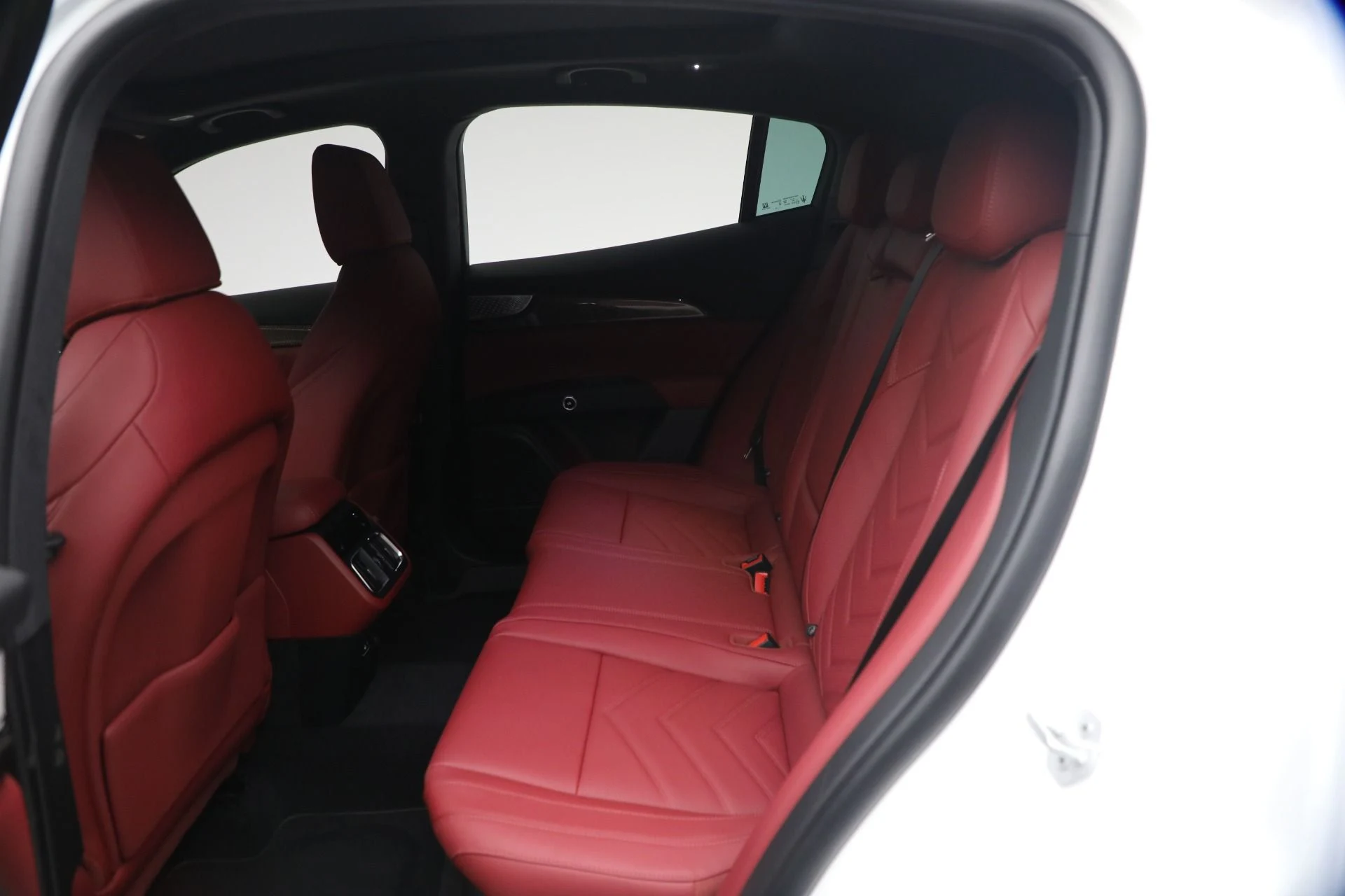 mph016_1889712835_New_2026_Maserati_Grecale_Modena_1769722181_7ed1dad803