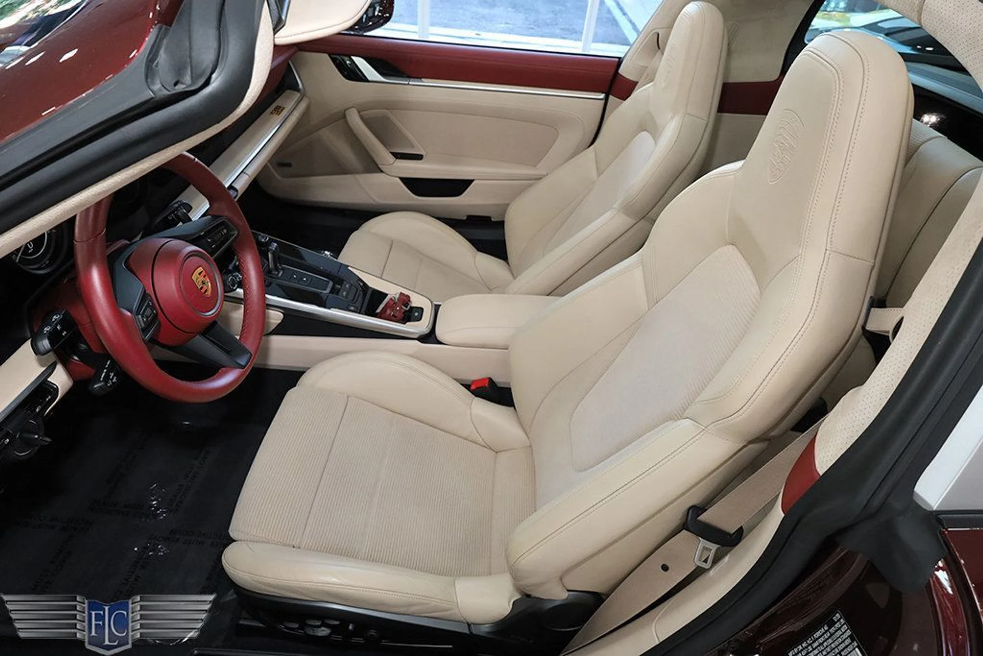 mph016_1892405002_used_2021_porsche_911_targa4sheritagedesignedition_9689_22967644_17_1024_6e60b7c12e