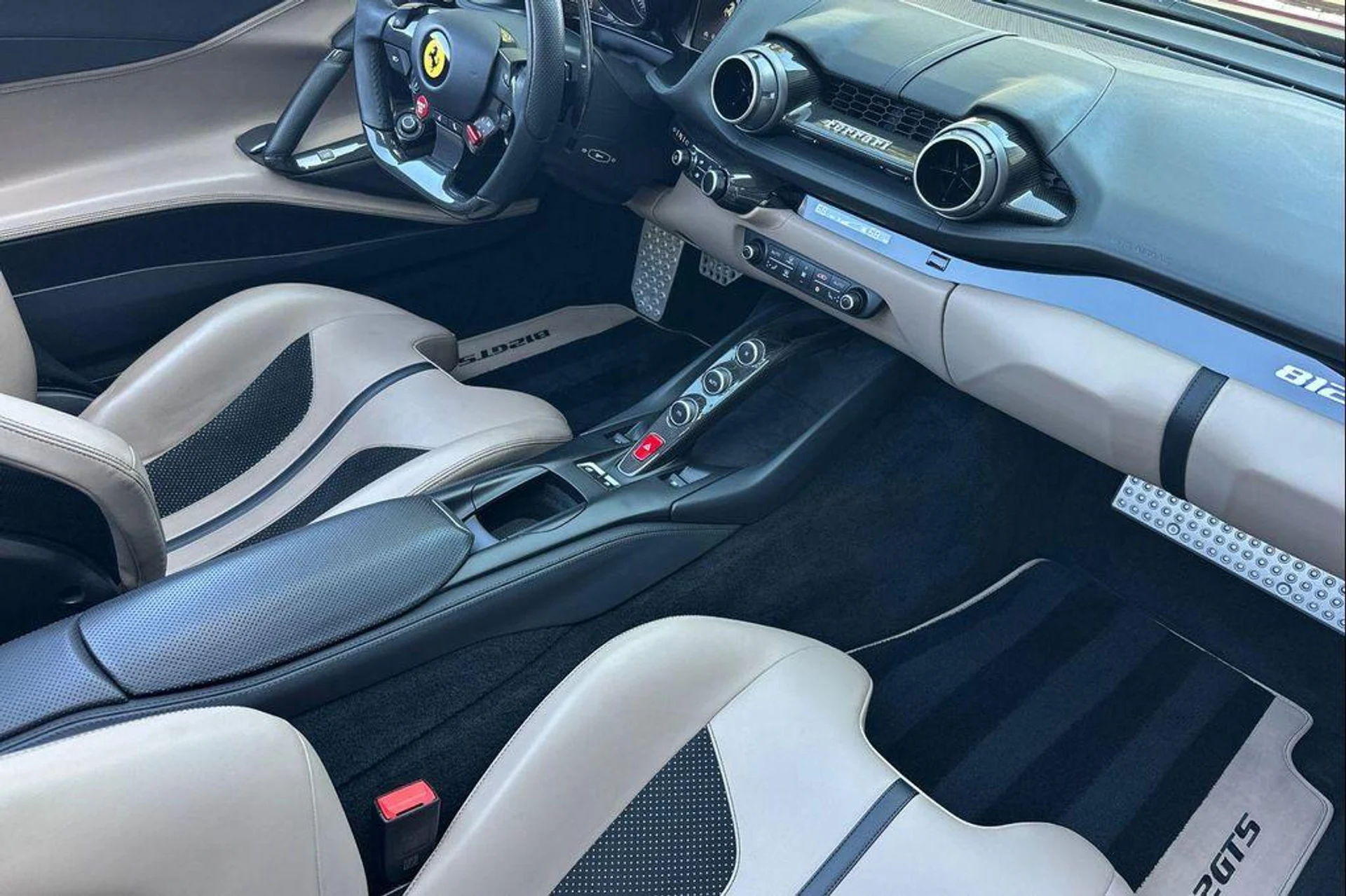 mph016_1905051702_npobi_N_Ua_D7_q_JKV_Lam987_Vg_Un_Q8_f551ab64b3