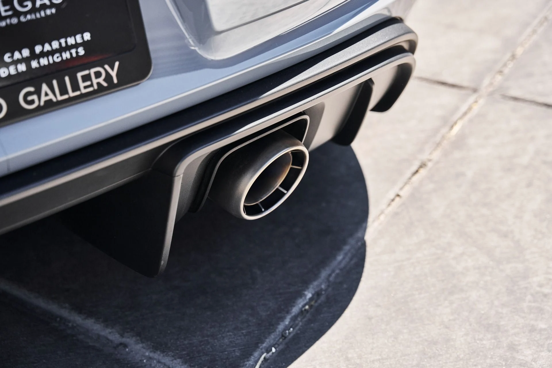 mph016_1909178695_Used_2023_Porsche_718_Cayman_GT_4_RS_1786209659_d6bf779741