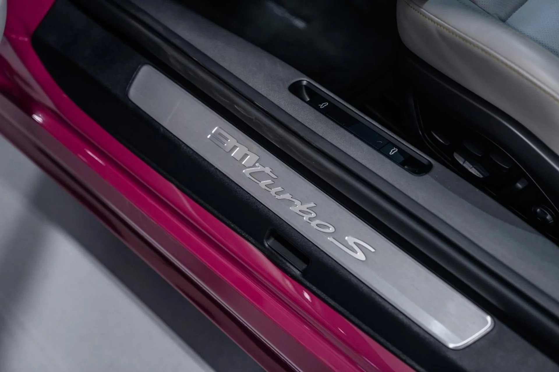 mph016_1917445978_e929a42dd9a80278d3bd4521975f9427_e26e4bc7ae