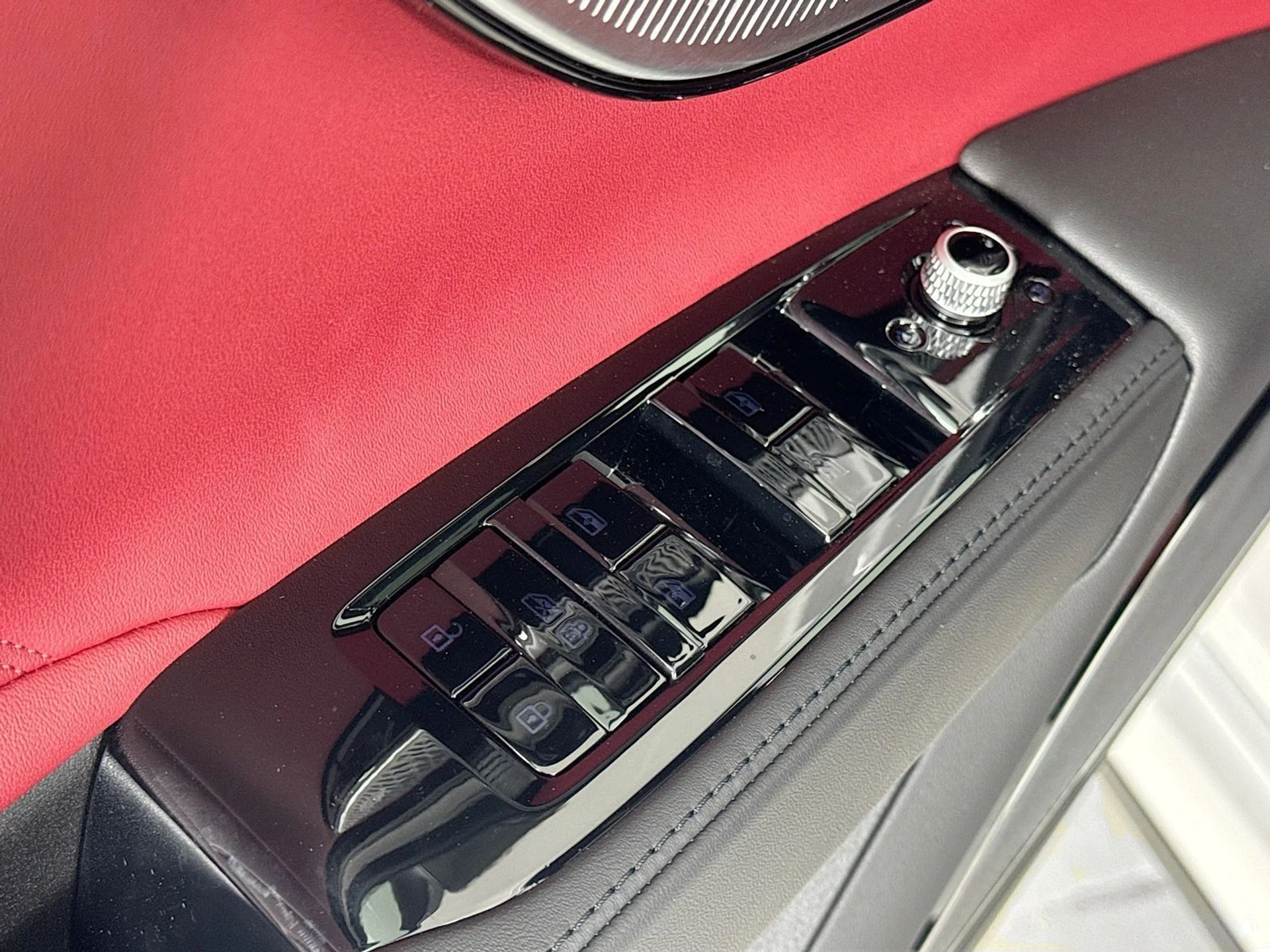 mph016_1919802759_8798b8424141aa57931effe7d62727dfx_d348995d60