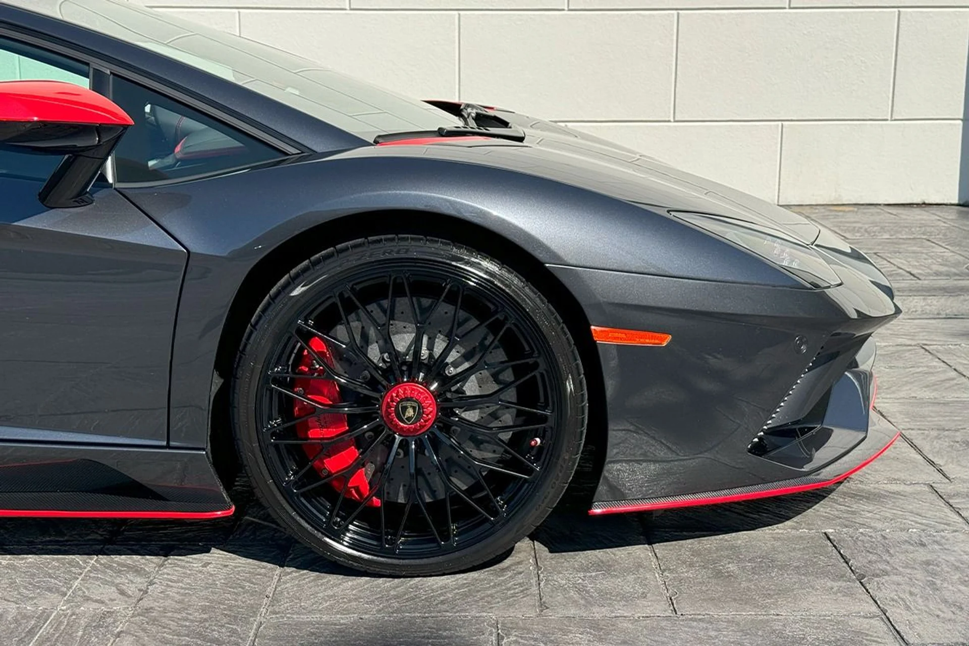 mph016_1925286832_Used_2018_Lamborghini_Aventador_S_LP_740_4_S_1743433234_154c27c414
