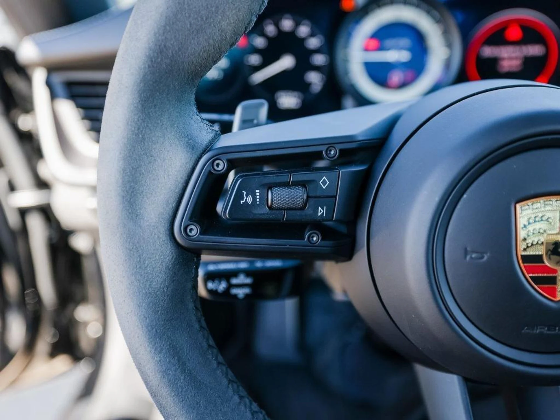 mph016_1929366833_f_Pk_Hxxtfwj_Vp_Hg_Zlr_Mvw_N_v_TH_8_I_77c1b99746