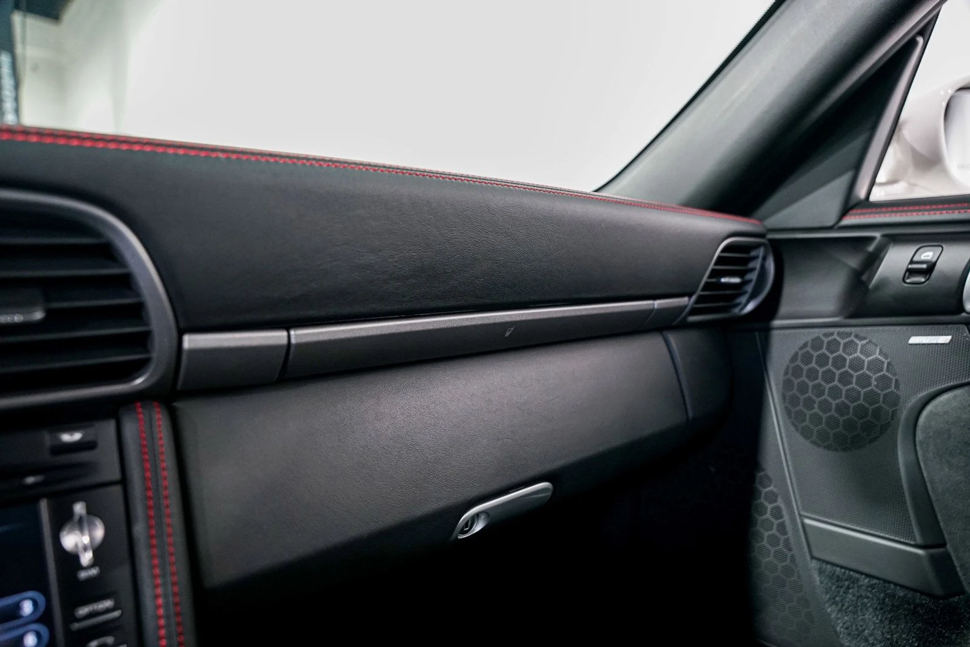 mph016_1934493310_676c7b23c68030734707b0b4a5bbb15fx_cbb65c5e32