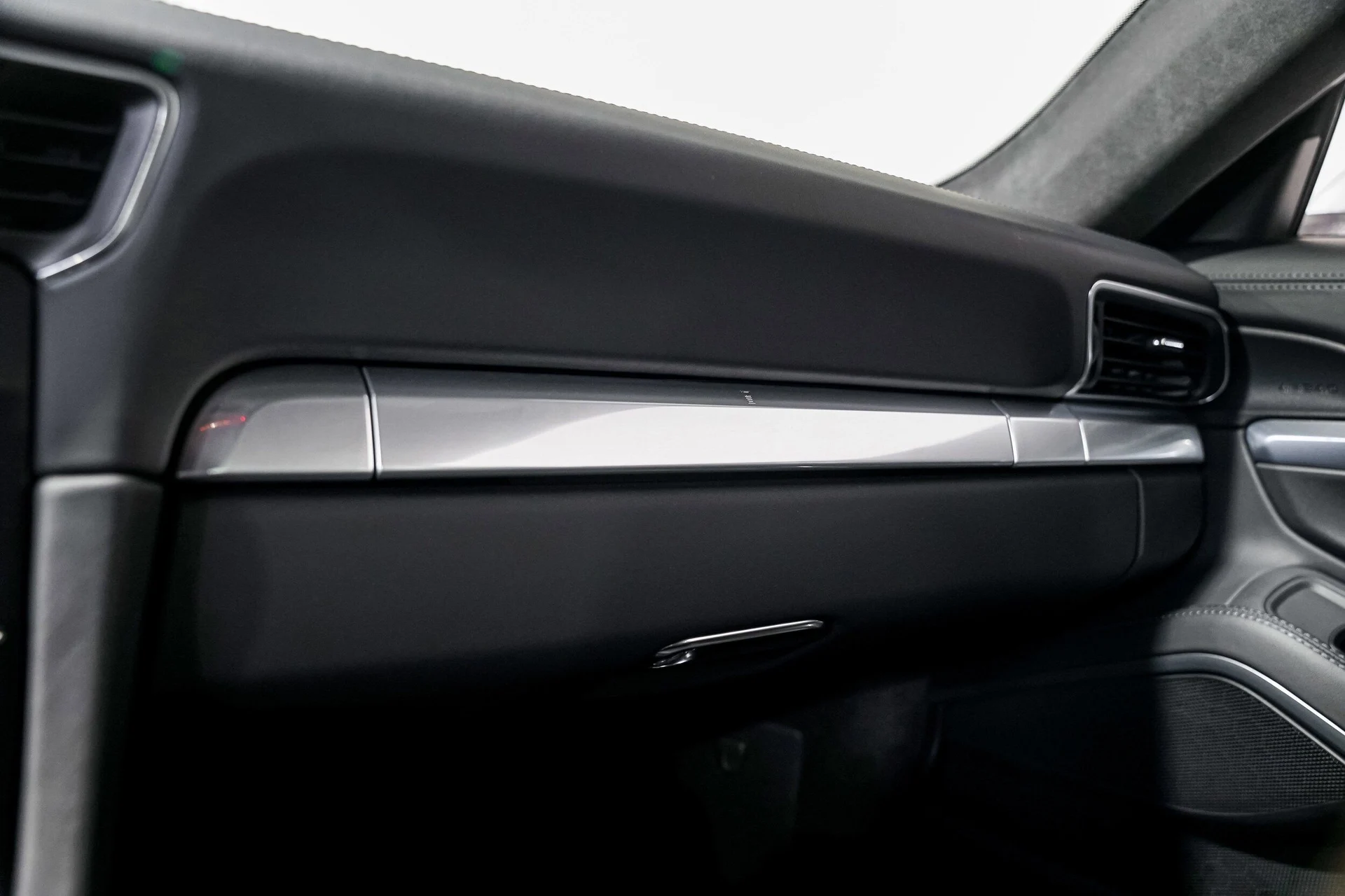 mph016_1936457826_f92faf459d55743183a39027de334d47x_4ab31a349d