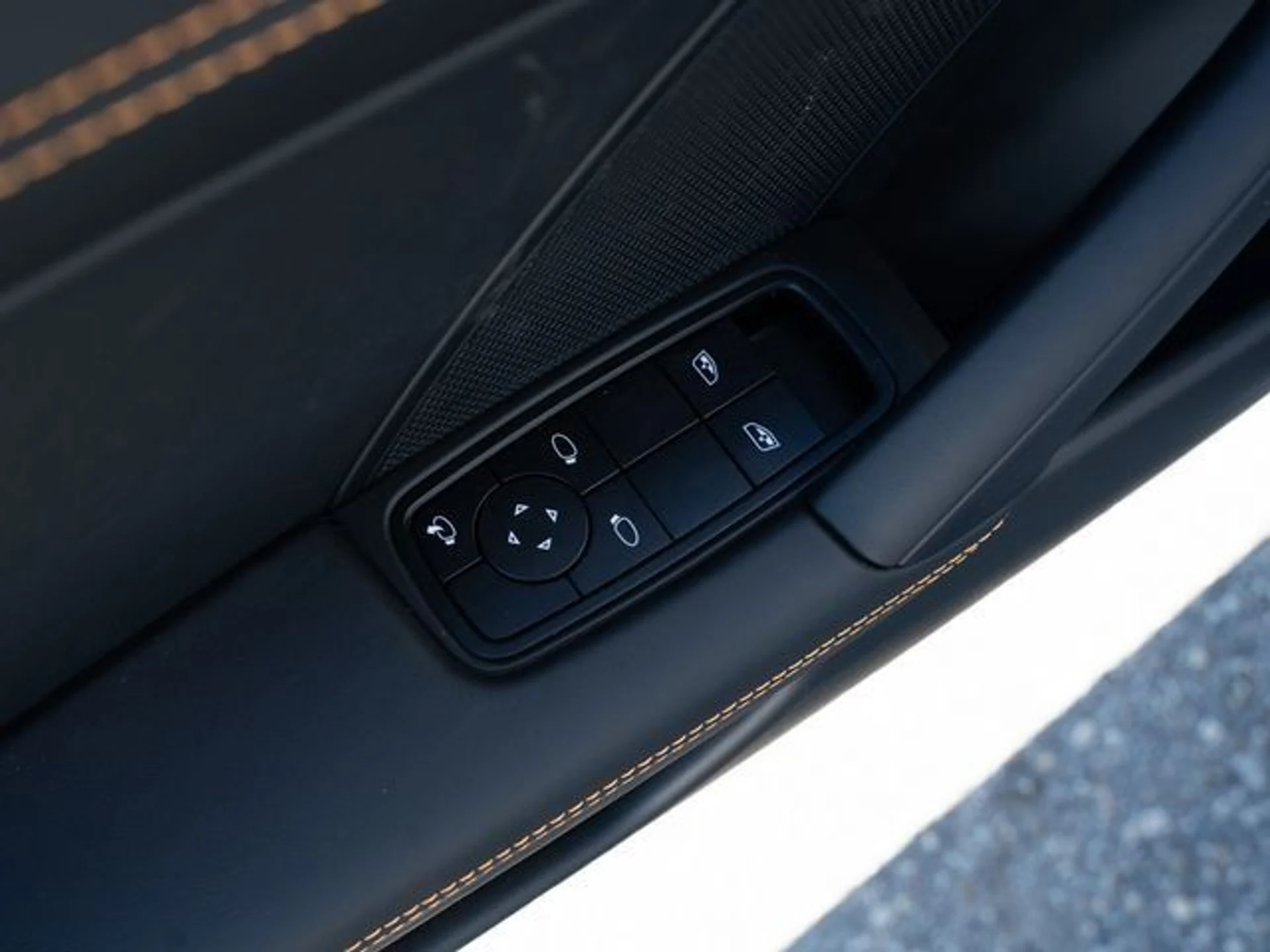 mph016_1940895000_60bf890e98084a7b1b73e0dc63221ae2_0f9ed1057f