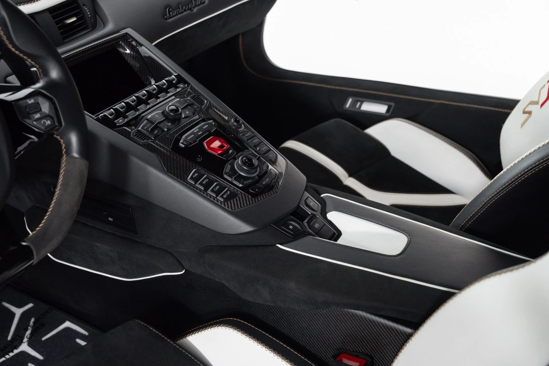 mph016_1946559654_Used_2019_Lamborghini_Aventador_SVJ_1782851536_1fffd3475a