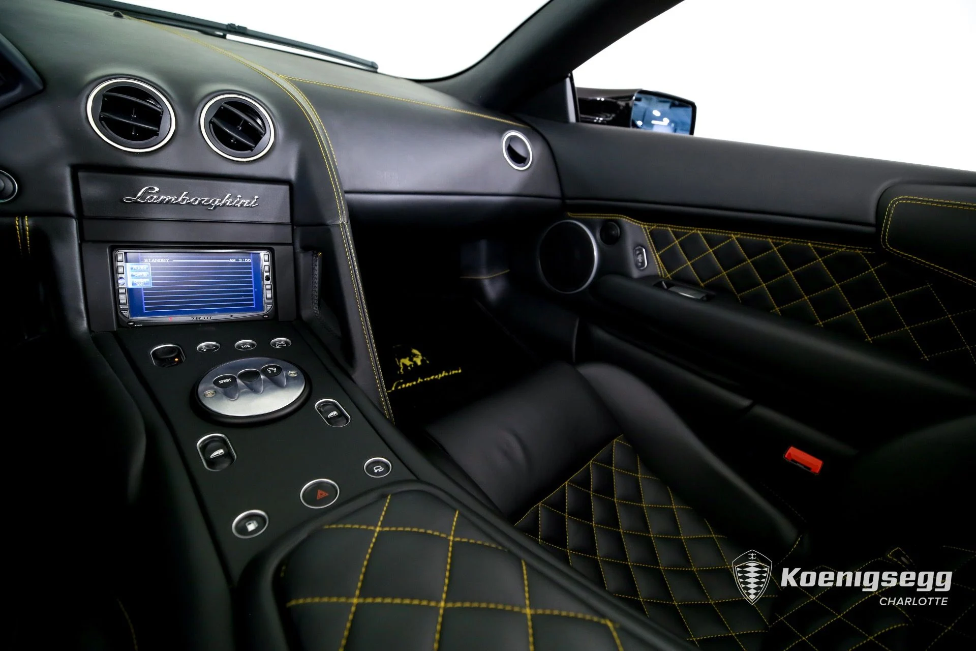 mph016_195646275_Used_2007_Lamborghini_Murcielago_LP_640_1760983739_54d5723d47