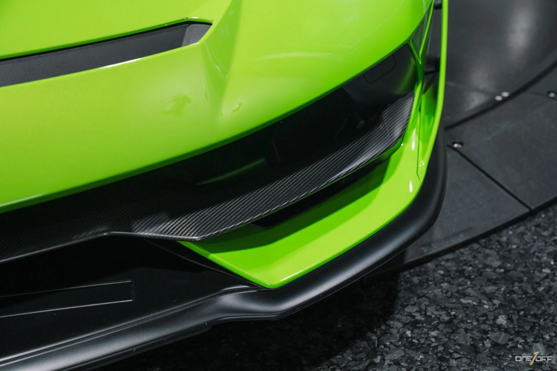 mph016_1956541968_Used_2021_Lamborghini_Aventador_LP_770_4_SVJ_Roadster_in_Verde_Mantis_w_Warranty_2026_Matte_Carbon_1759284744_9f100d5c6e