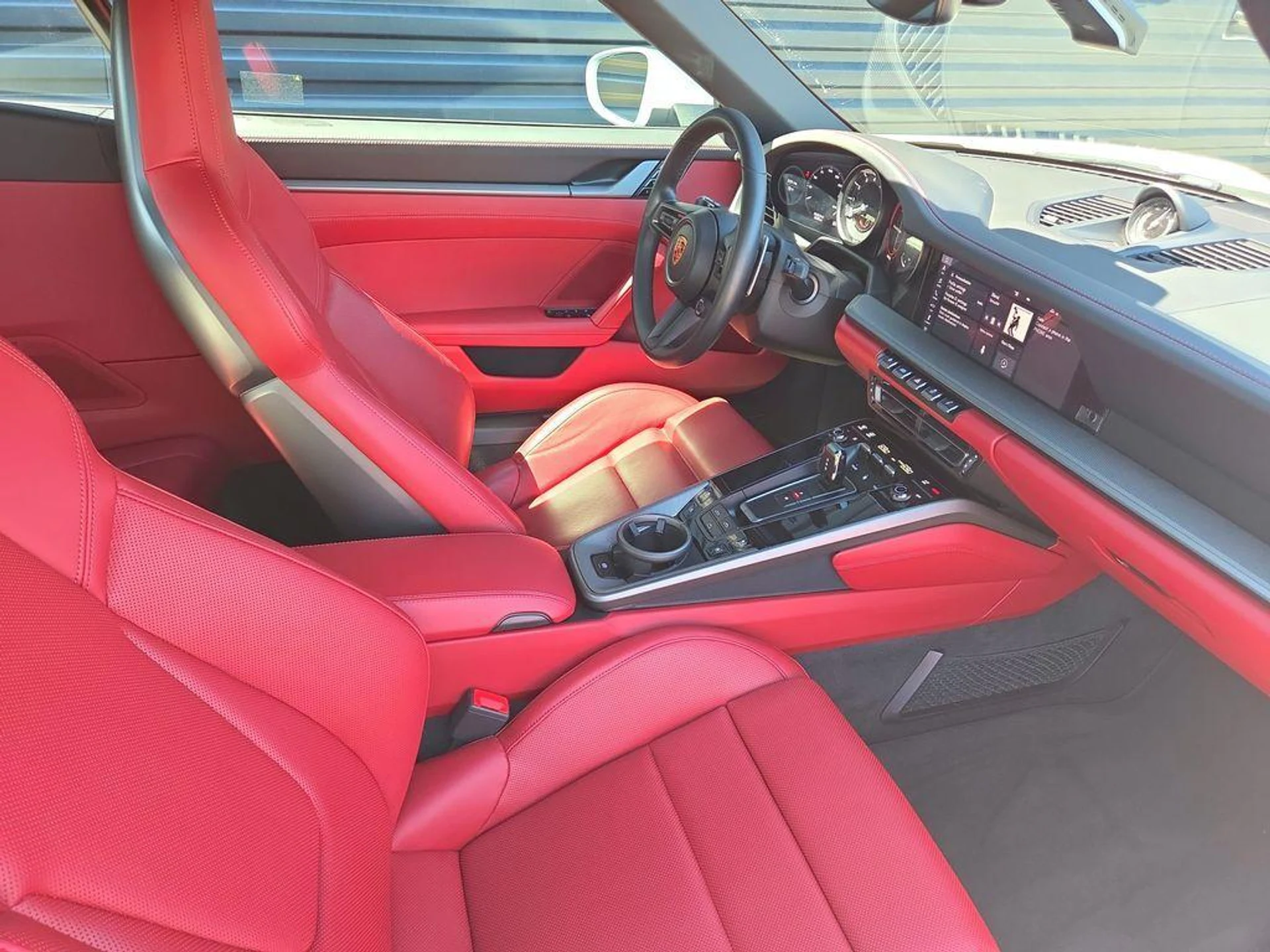 mph016_1957462497_Ww_Mlt_Z9_Tr27hz83_Layu28k_EFSY_7943c2f316