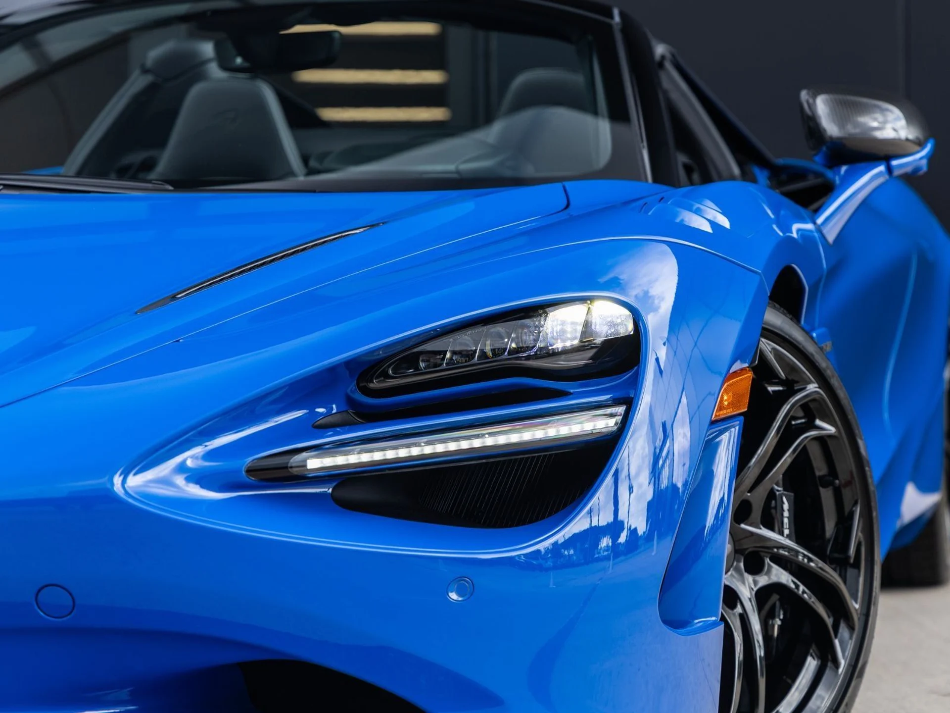 mph016_1960988448_17_adece6c1a0