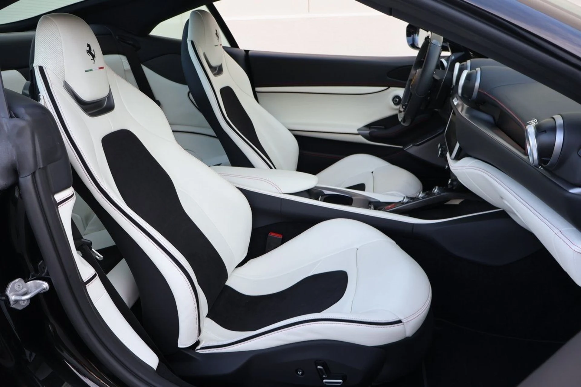 mph016_1963855668_17_3ccc41a711