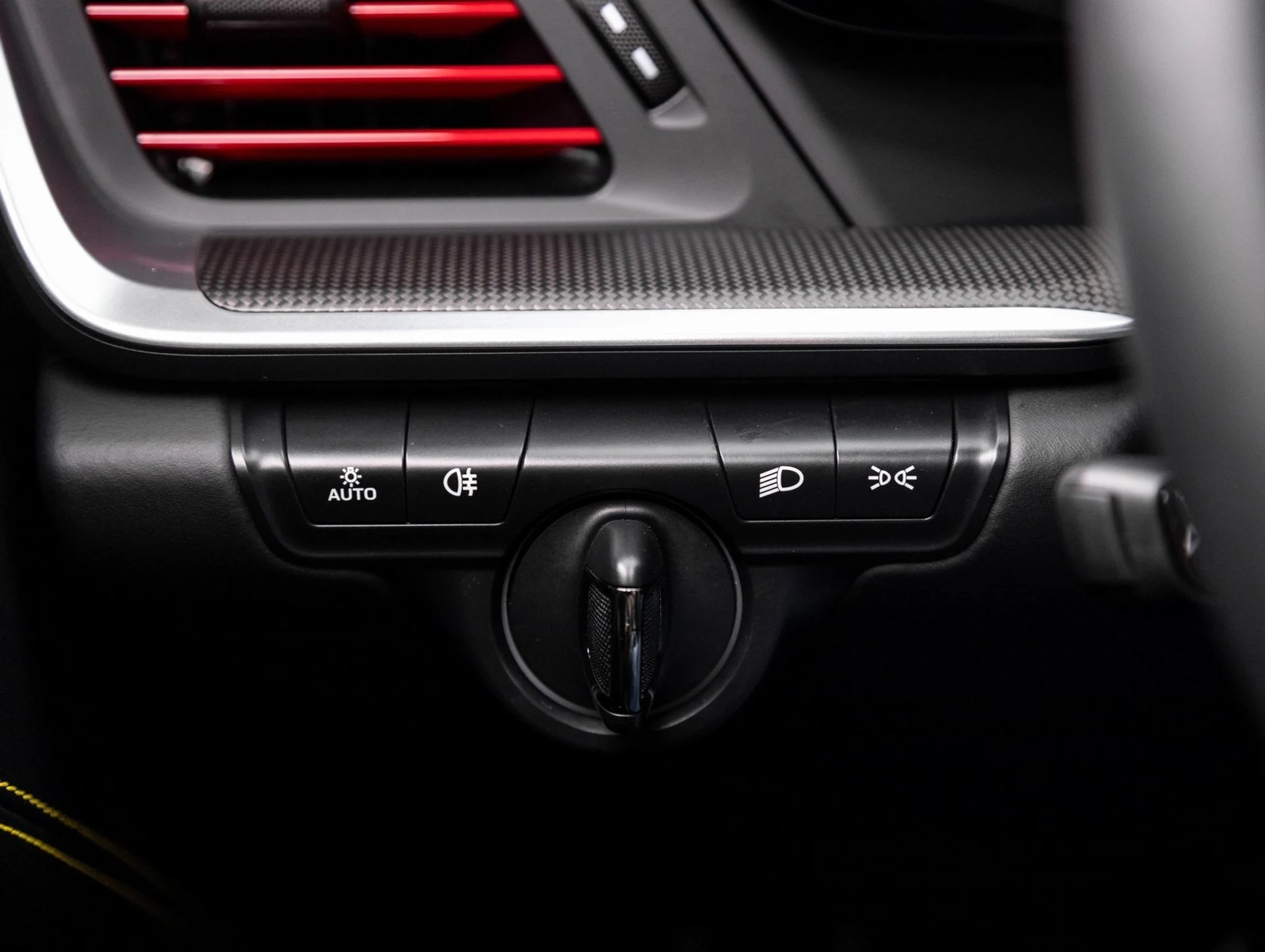 mph016_1964105463_17_863b268145