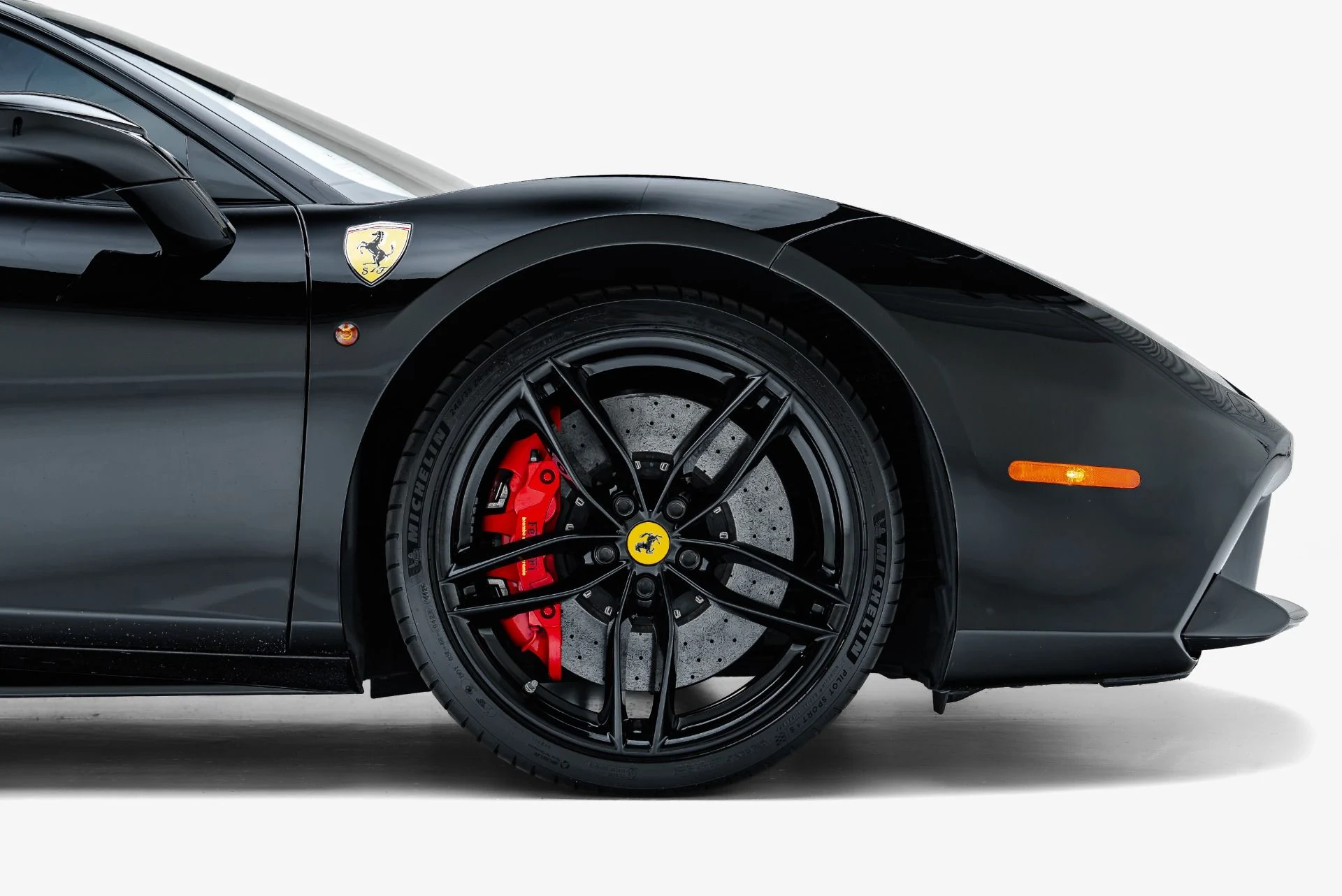 mph016_1966970603_Used_2016_Ferrari_488_GTB_1791929003_5cb013fd73