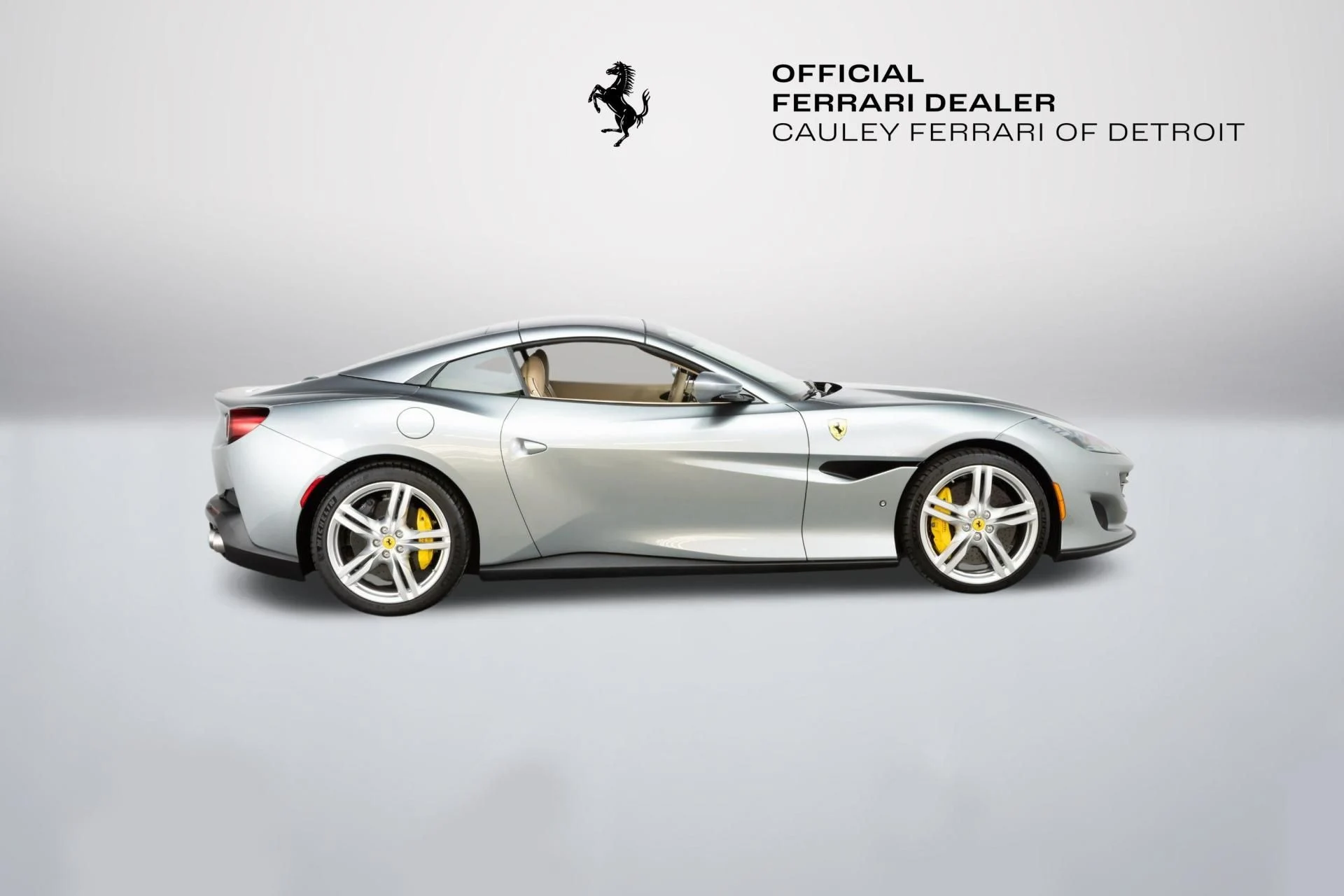 mph016_1969348438_Used_2019_Ferrari_Portofino_1792504058_af83cbecf1