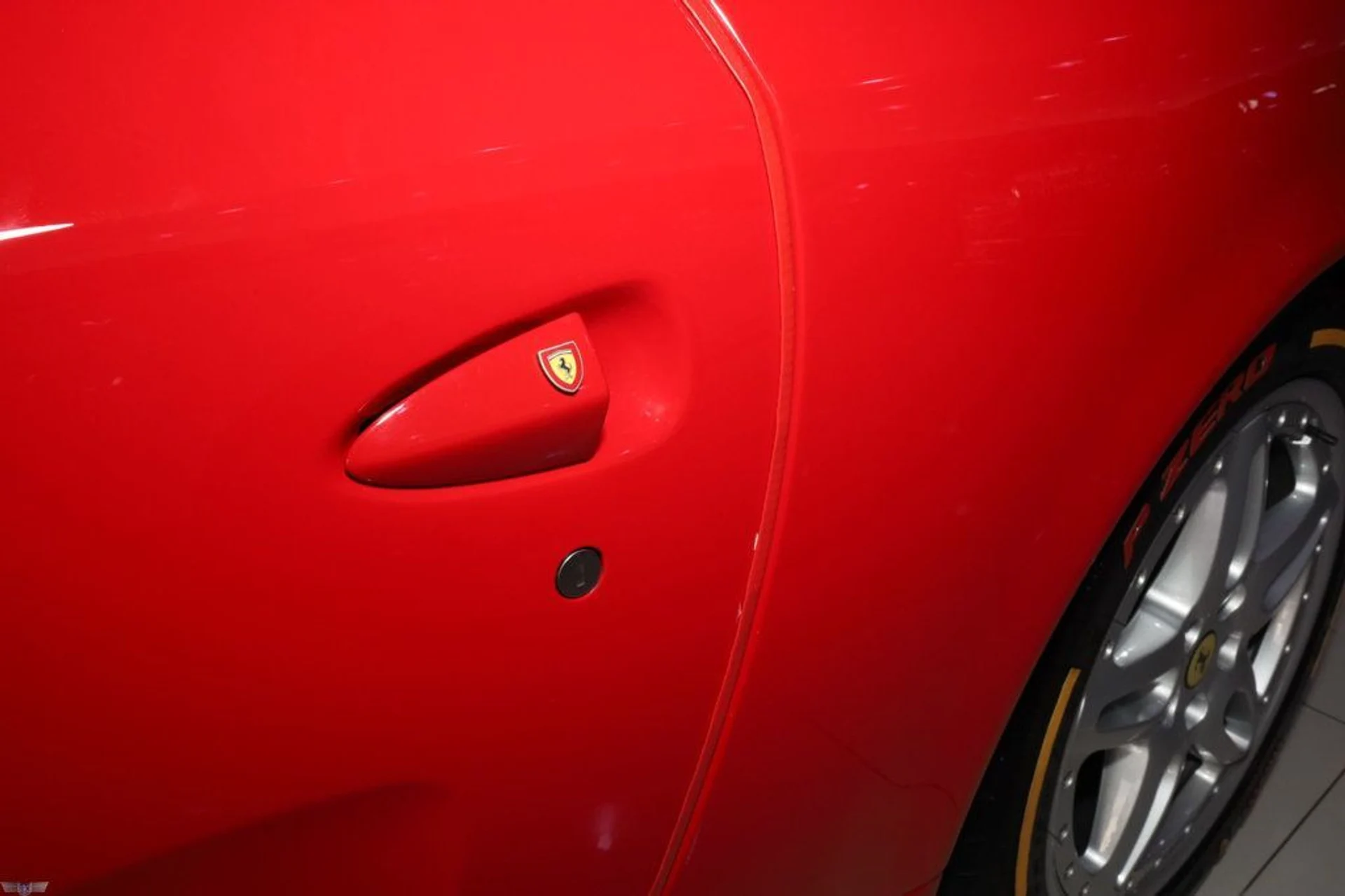 mph016_1969846680_used_2007_ferrari_612_scaglietti_2drcoupe_6305_22961596_17_1024_b87567a3bb