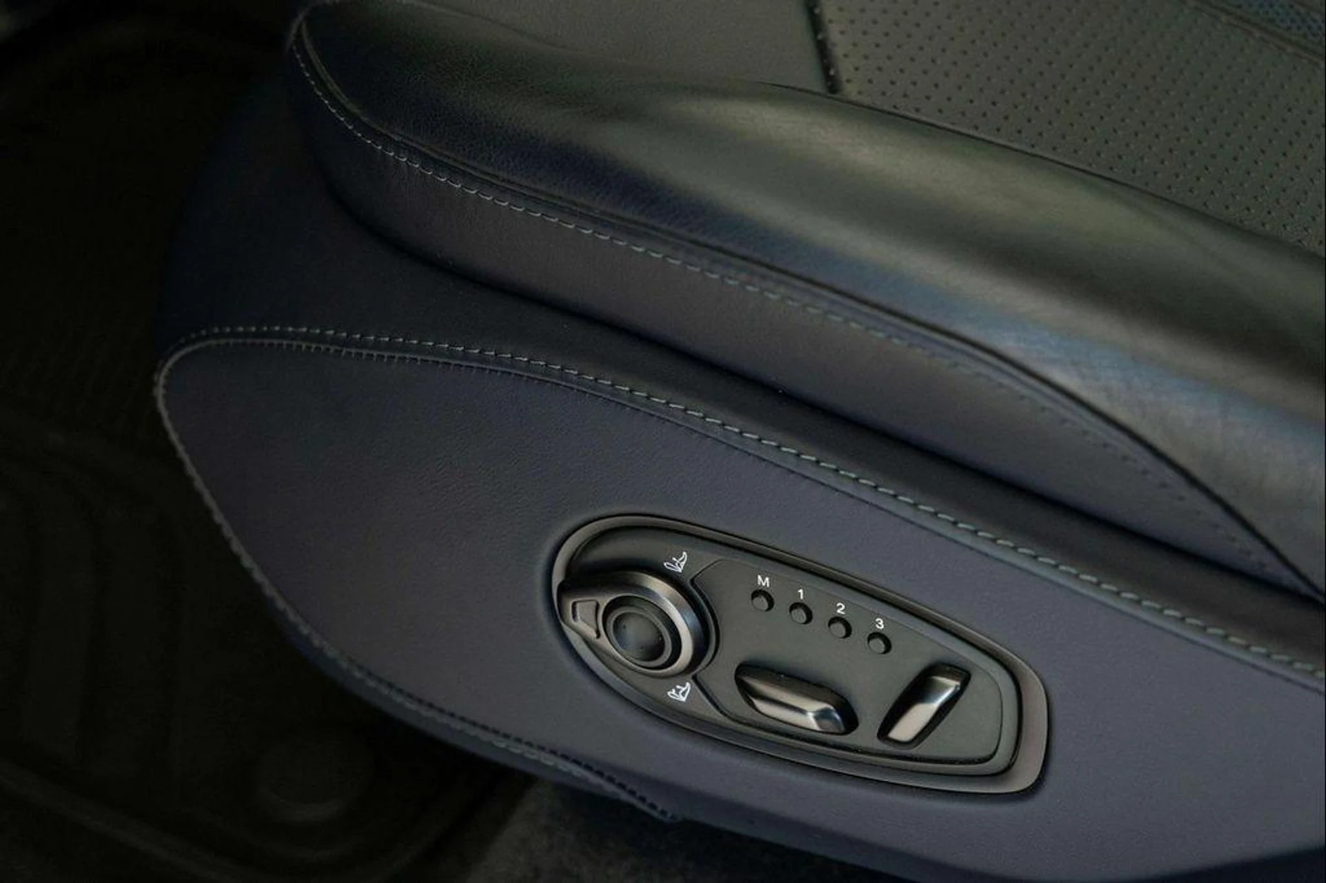 mph016_1980352145_5sp_P_Jb_Zs_Ia4_l_TJNTXSABVGABM_112d1608ae