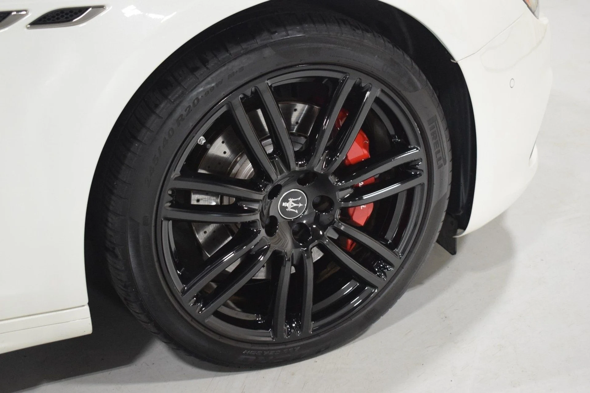 mph016_1985374736_5fc2f344b00f5df9891037cced4abaeax_aa18784557