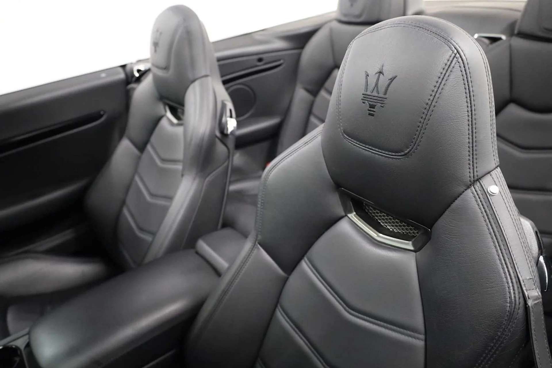 mph016_1989688074_55331cc72068994b5f27b6751b5c1fc7_4cc7333068