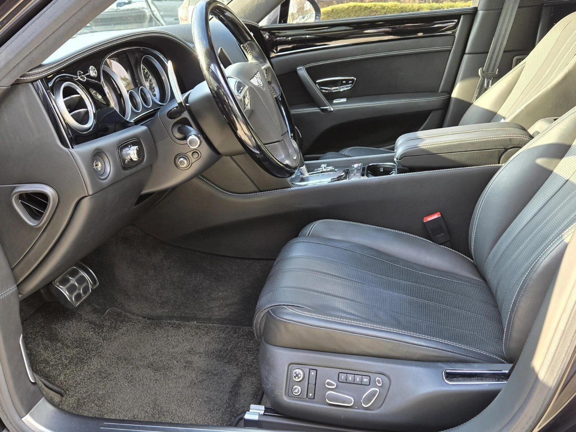 mph016_1994241399_d30ac8cbf545fa57d8ba01886055e1c8x_50200d7e01