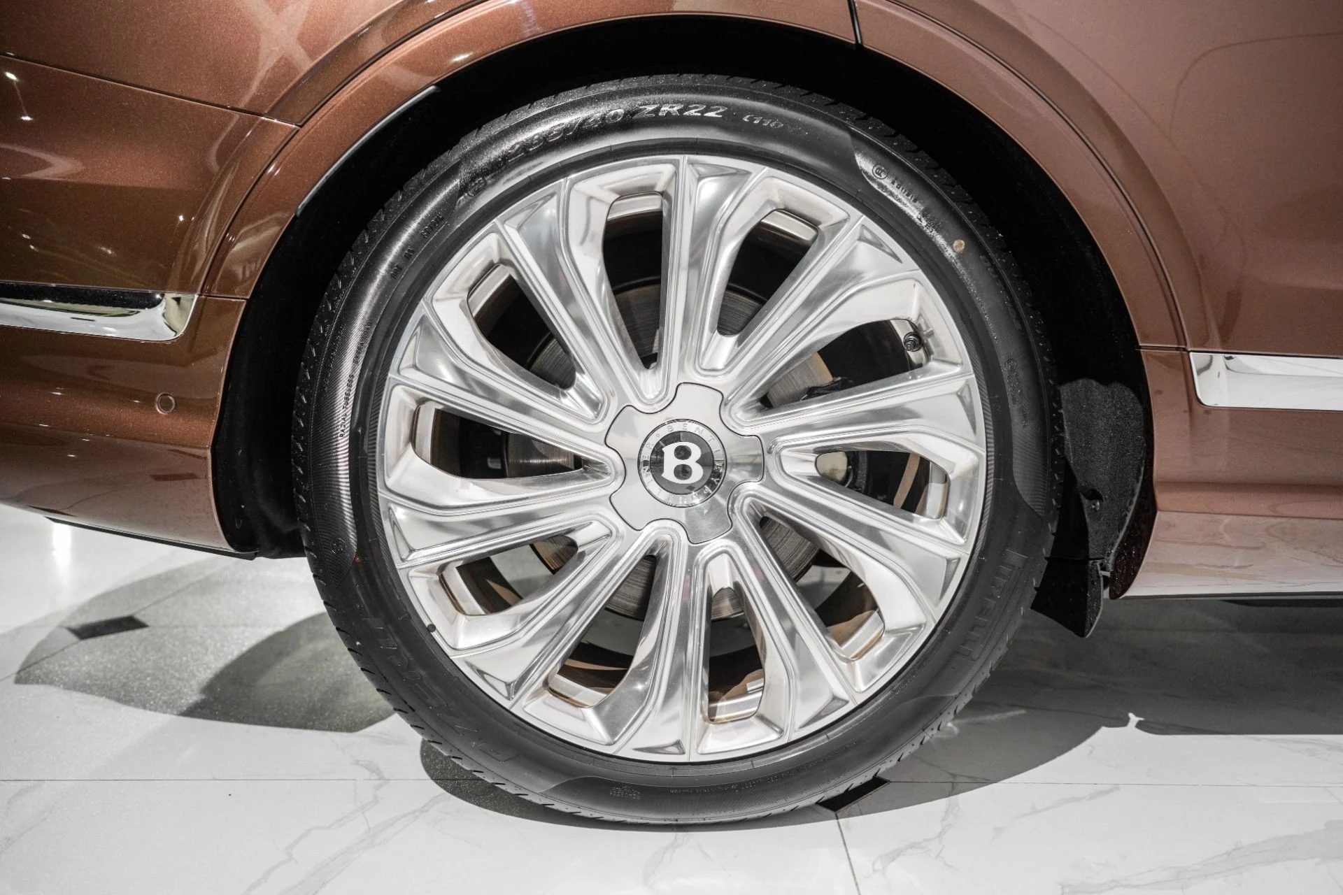 mph016_1997561545_Used_2025_Bentley_Bentayga_EWB_Mulliner_1762964457_6fe5bd962f