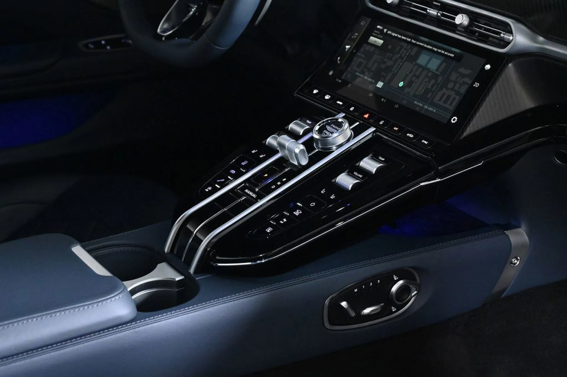 mph016_2001622379_new_2026_aston_martin_vantage_scoupe_11350_23021664_17_1024_6b6cd8cb4f