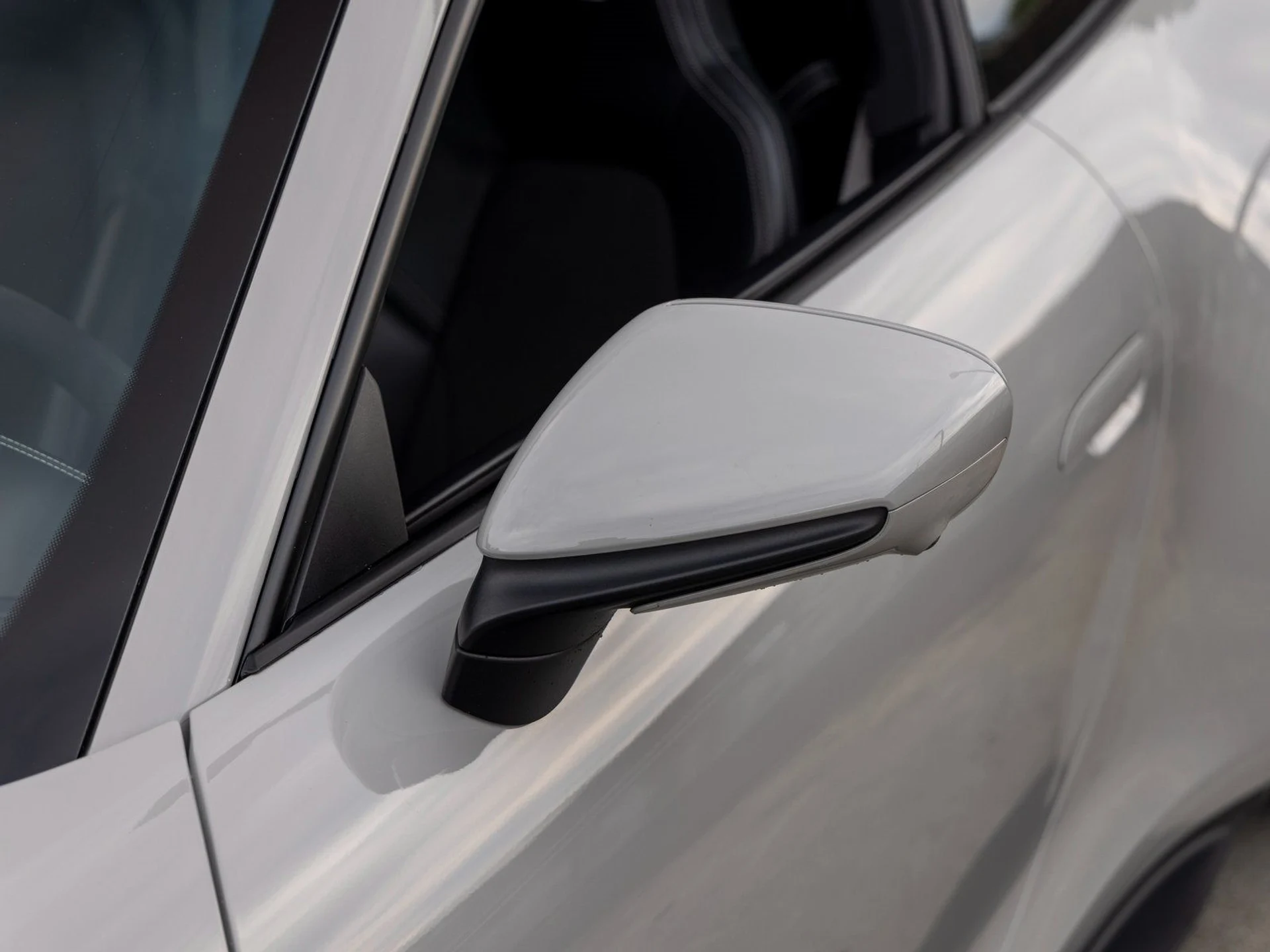 mph016_2007022351_17_0d4f8073e8