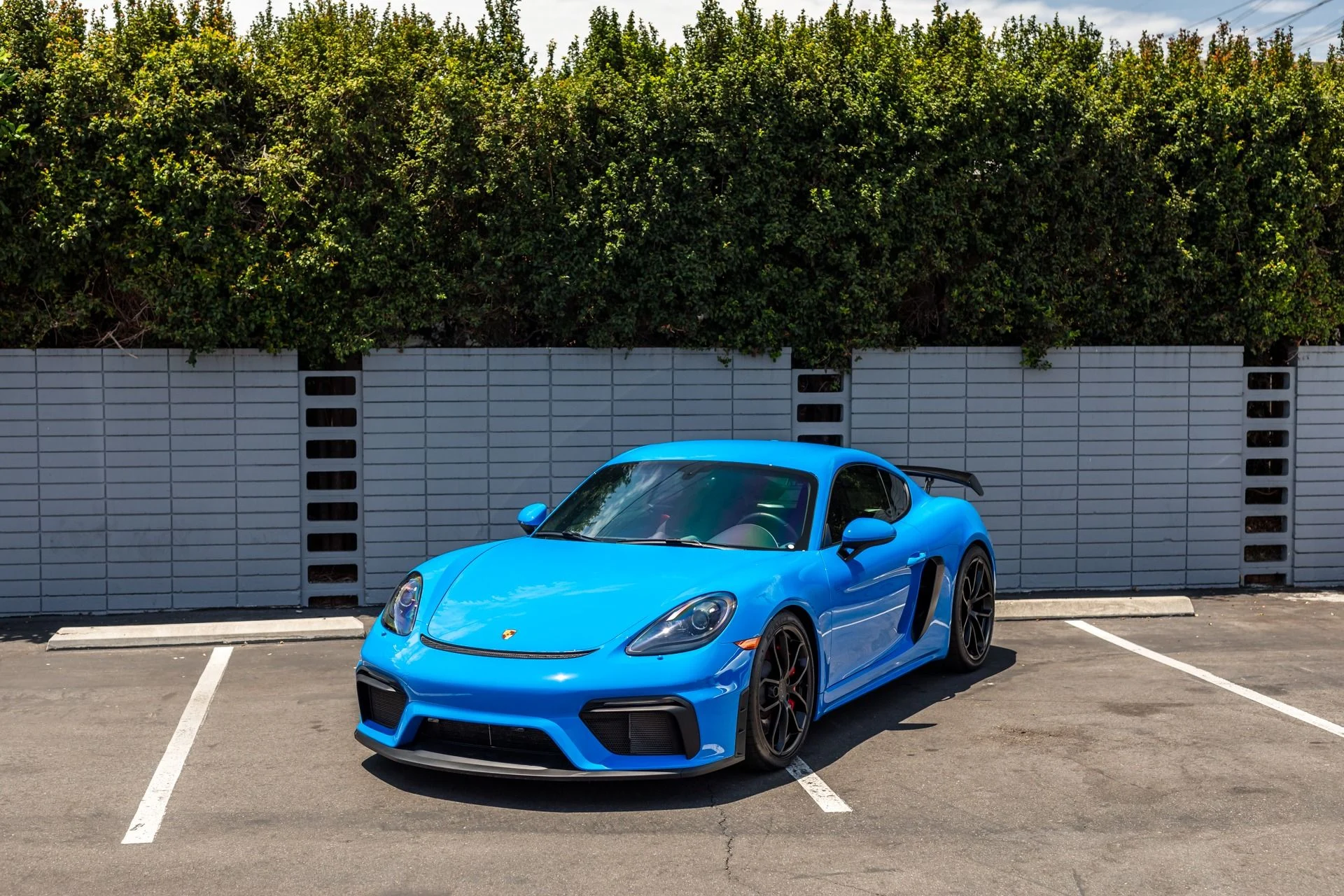 mph016_2021556963_Used_2023_Porsche_718_Cayman_GT_4_1721258205_bb53fcaa32