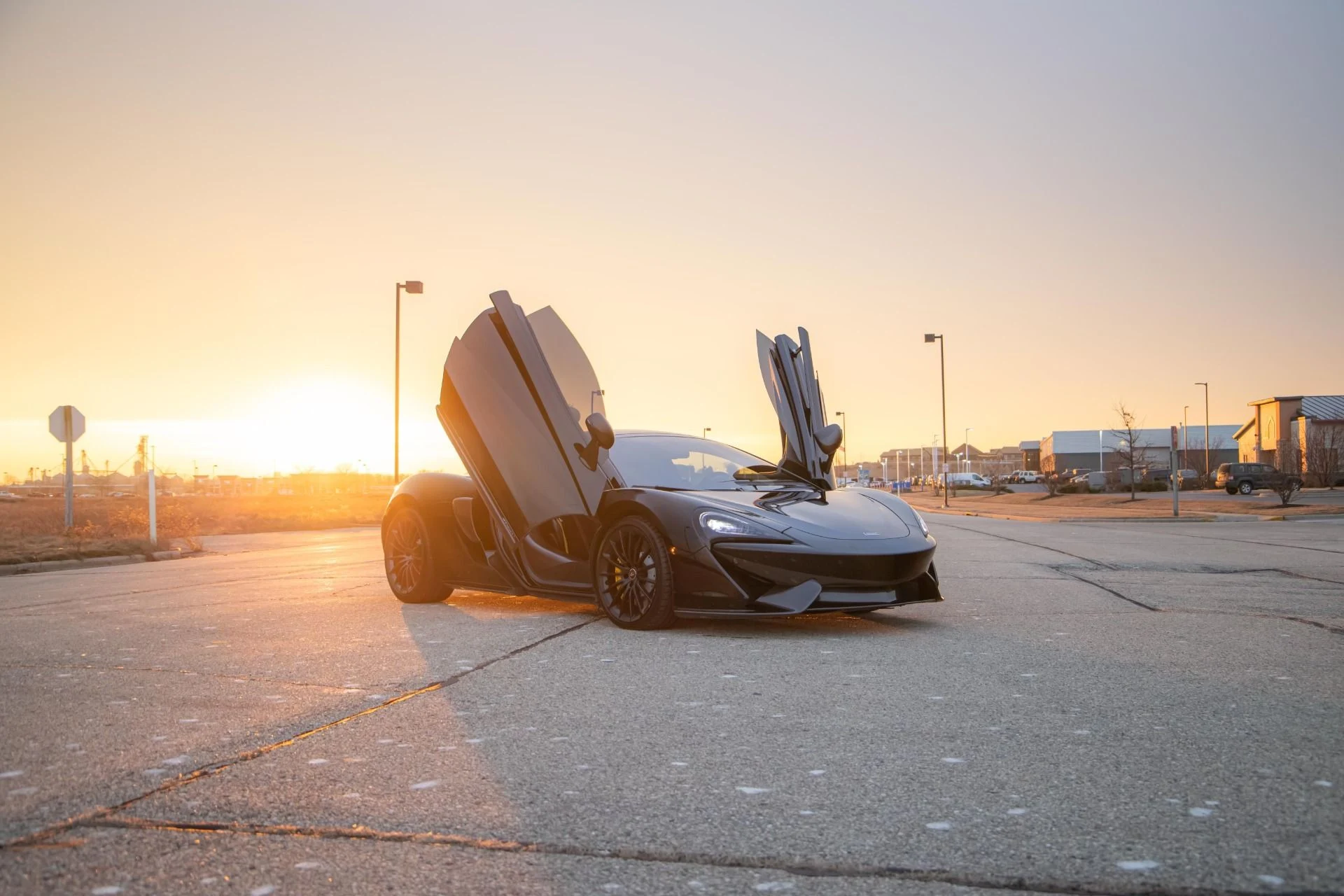 mph016_2023348997_Used_2017_Mc_Laren_570_GT_1773252831_b15de22e38