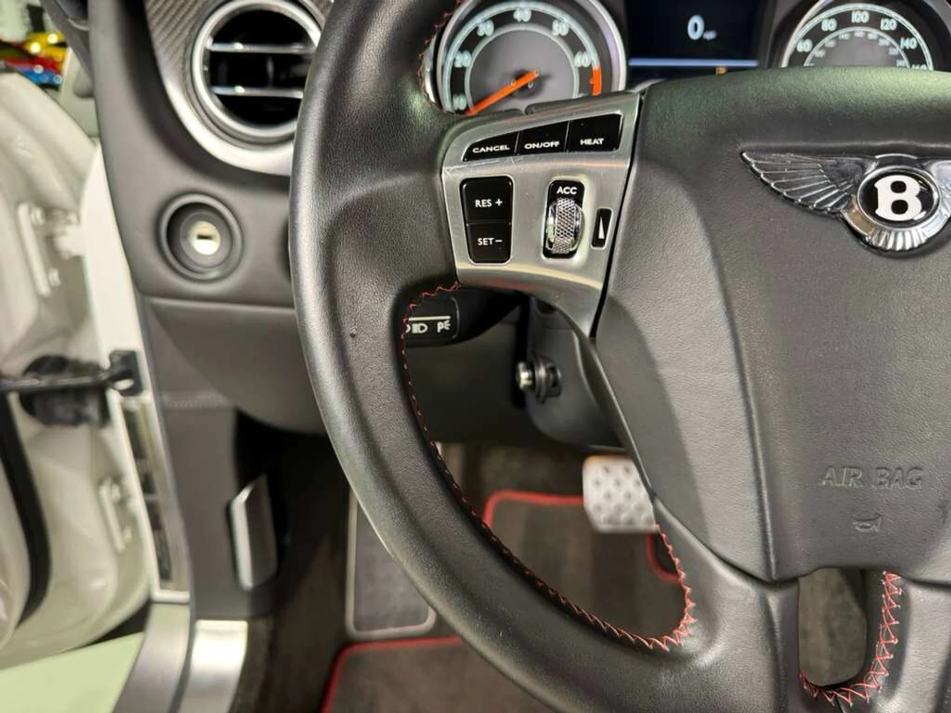 mph016_2026632618_2bc3085f45d9d4604ae48b2d259a8ddd_551206c402