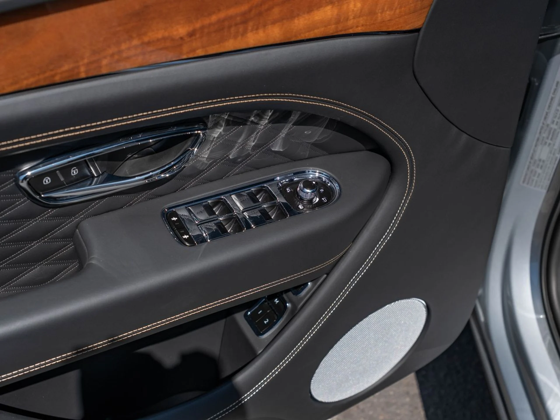 mph016_2026712998_140549bde47d349674fc96351e6fc207x_3df60b7969