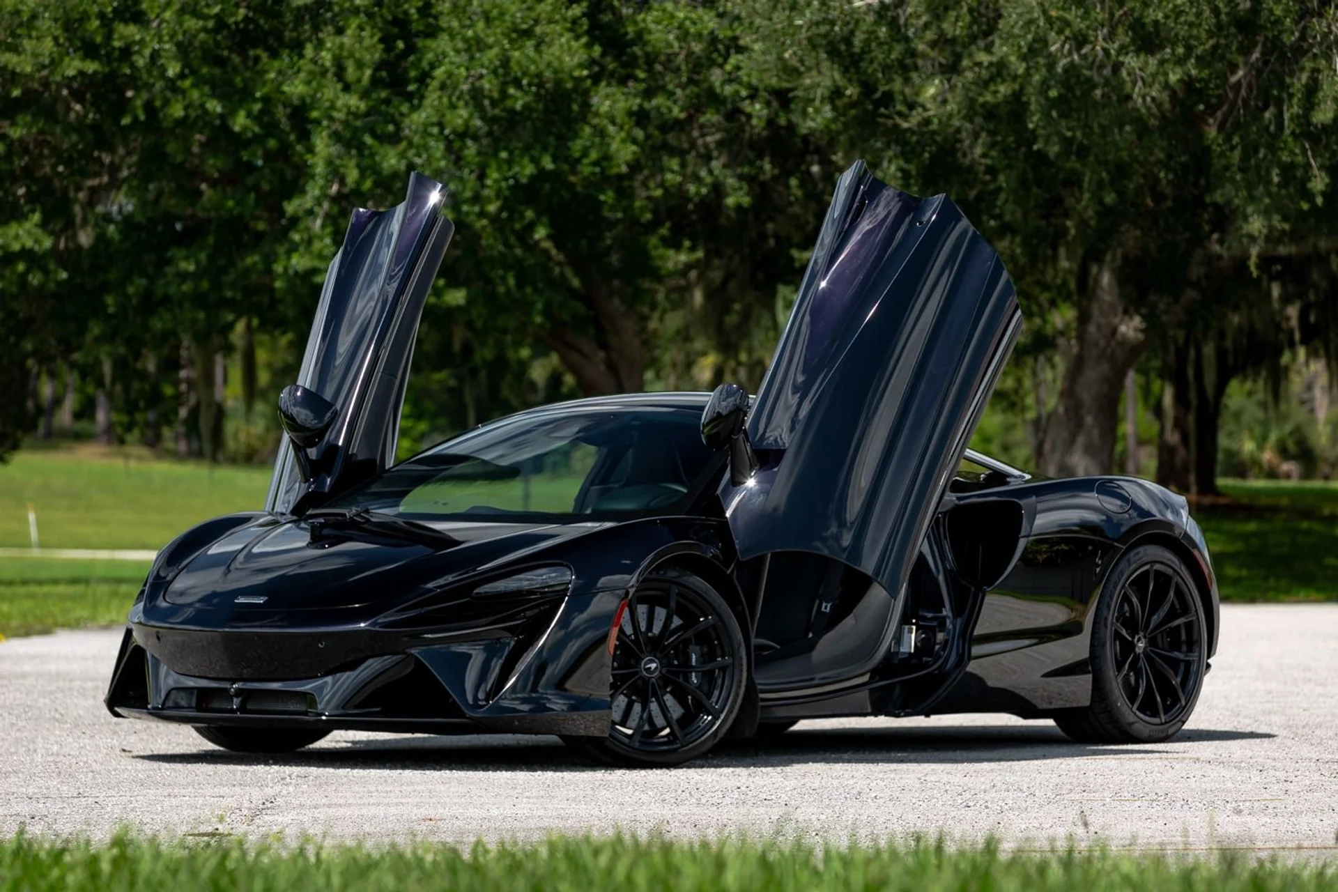 mph016_2034454342_440_p17_l_c2458cb94d