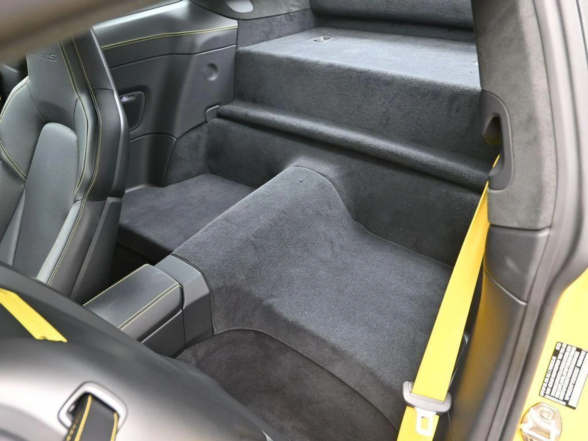 mph016_2036169802_Fqcsk9re_Sj_GVP_Dvah_Ggo_CE_In0m0_16fa777574