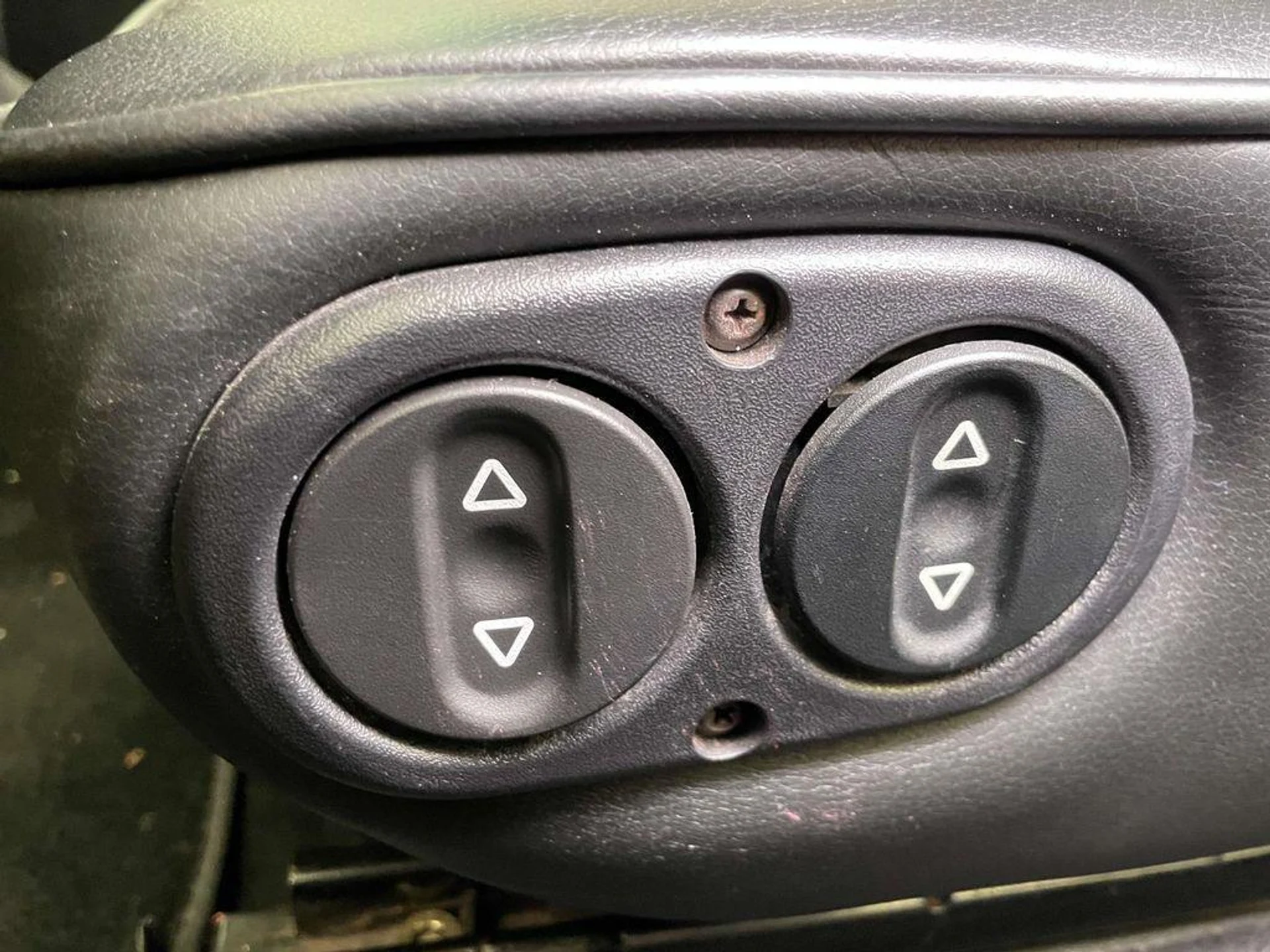 mph016_2044998320_0_Px_OB_Rsyis_V_Ig_HG_Hu8y_VTY_9_Qkvo_26453de641