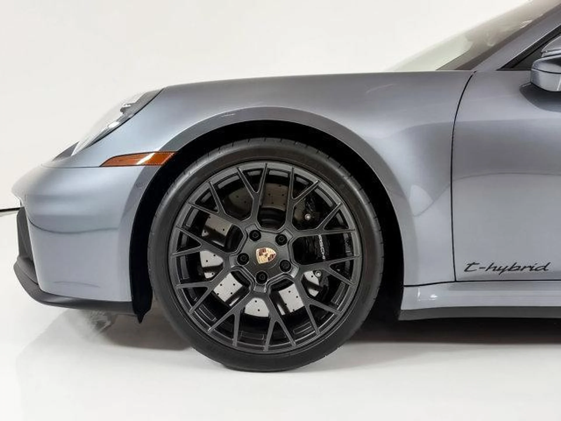 mph016_2046784711_845_NT_Ew_VS_QW_f5s_O_Avs68_OLU_2c_660d380693