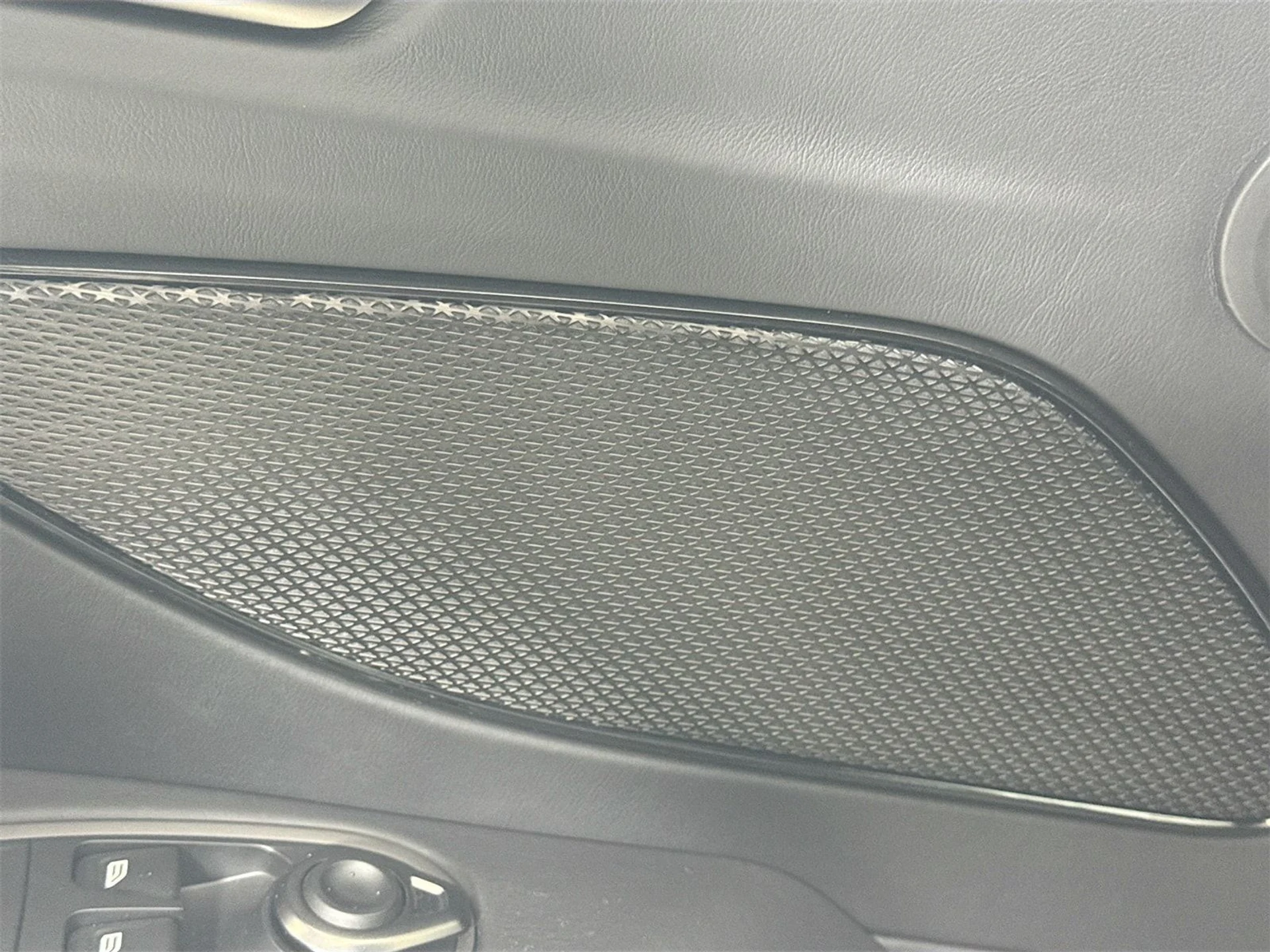 mph016_204852193_95024a500182f25c15a8bc51a86f5684x_571df62fb2