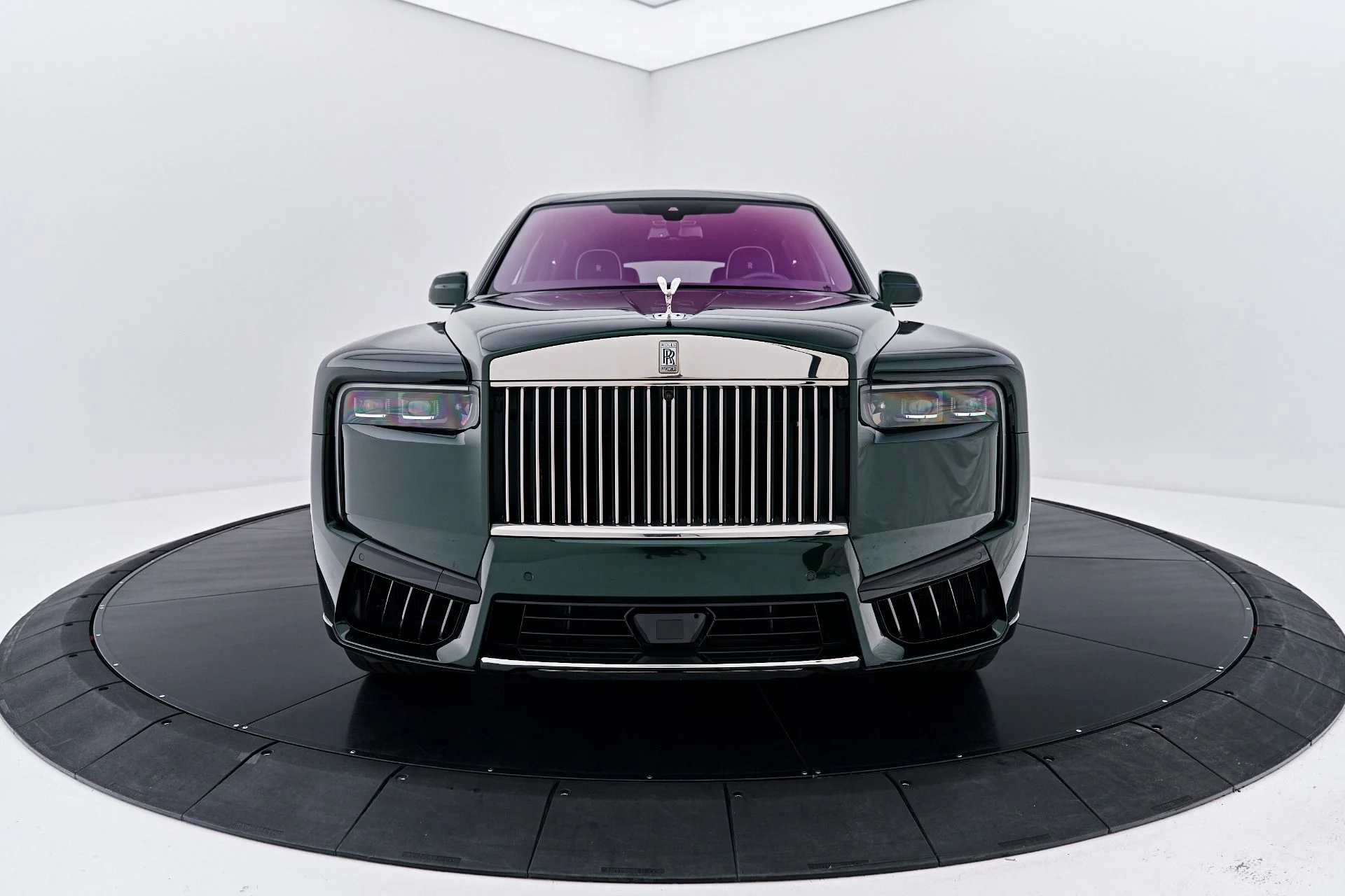 mph016_2048877578_Used_2026_Rolls_Royce_Cullinan_Base_1788456485_4160280749
