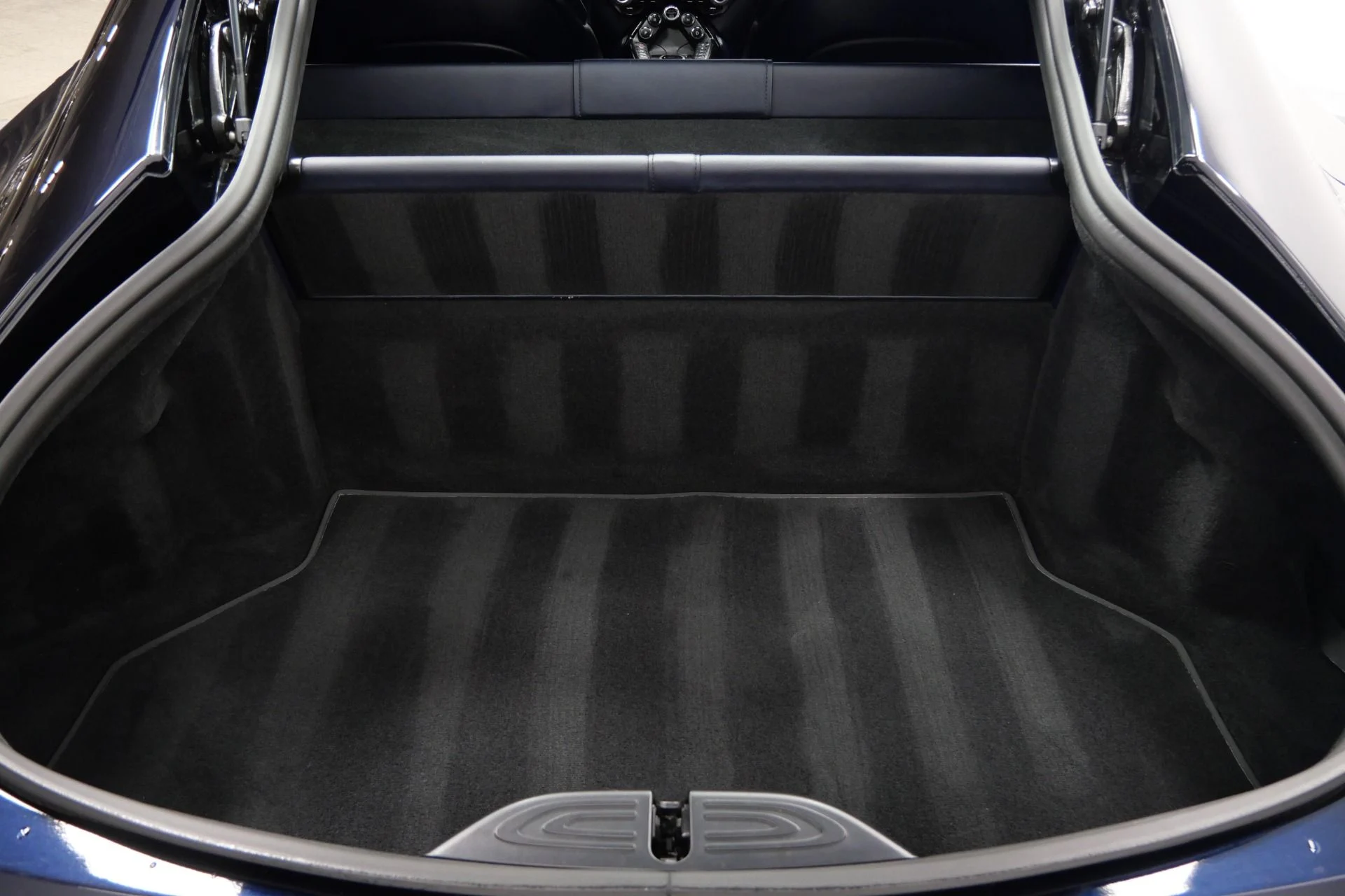 mph016_2051276622_Used_2020_Aston_Martin_Vantage_Twin_Turbo_V8_Comfort_Collection_Beautiful_Inside_and_Out_1769203114_b7e583e245