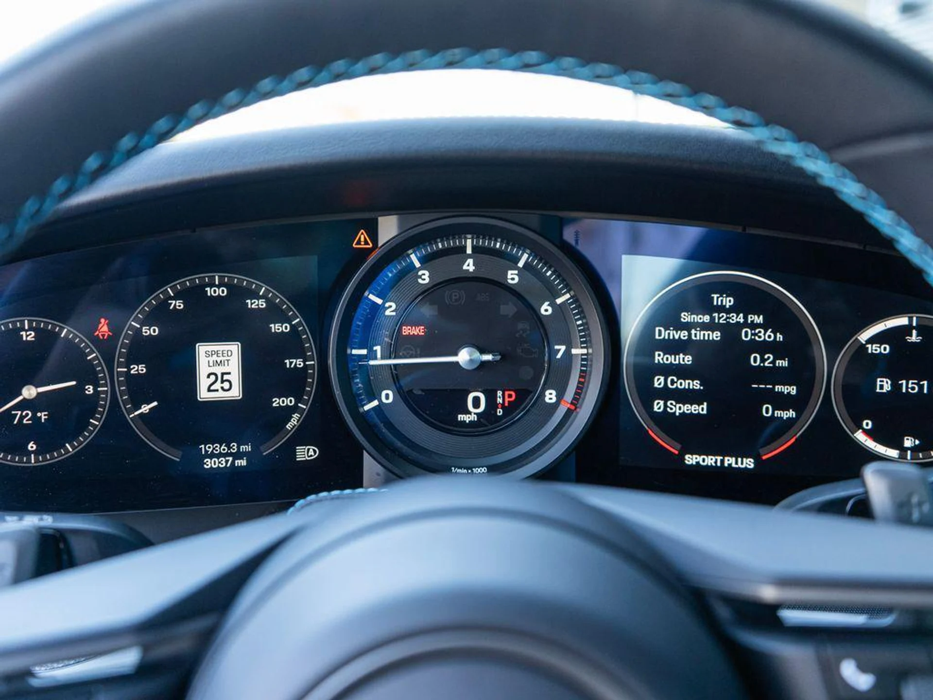 mph016_2054683342_eplf_QA_Ns_QA_2_Omb_YV_Vp6_U5_abc_2b0ea1f577