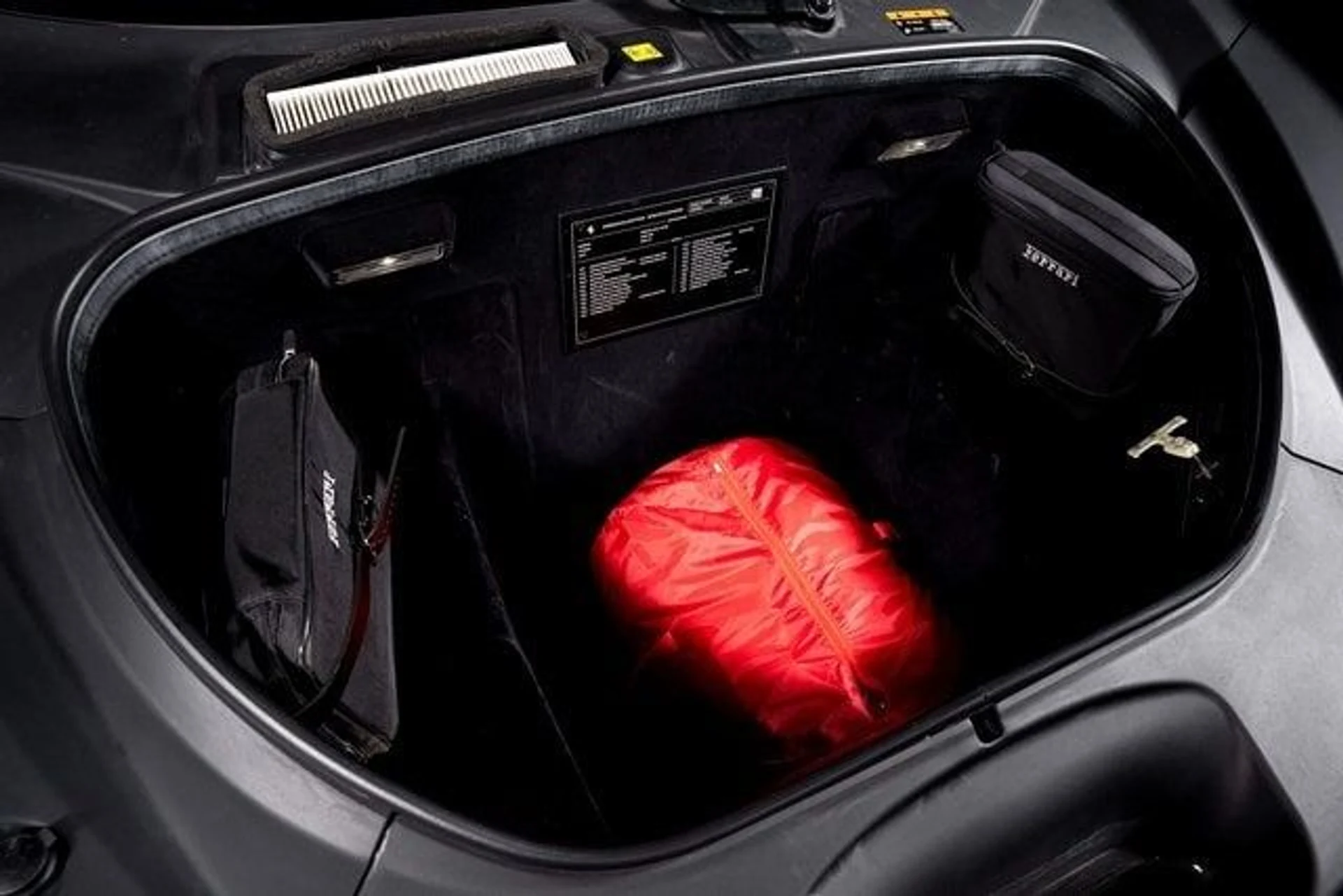 mph016_2059568951_d8446418bc67fe61a368342dd41f97ecx_dc665fb874