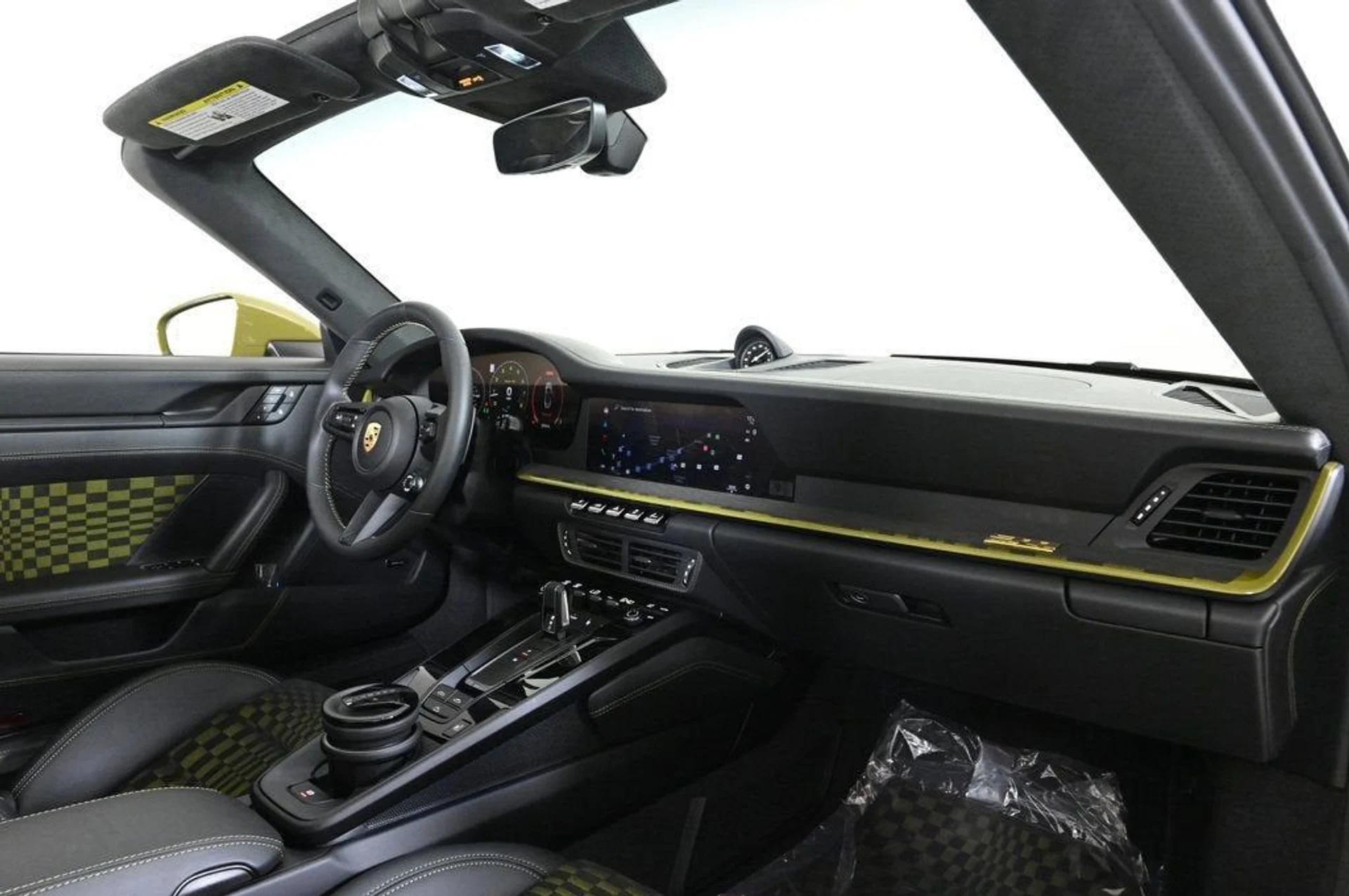 mph016_2060439864_2b738dbc5271416c94065542d9216b5a_d52cb69556