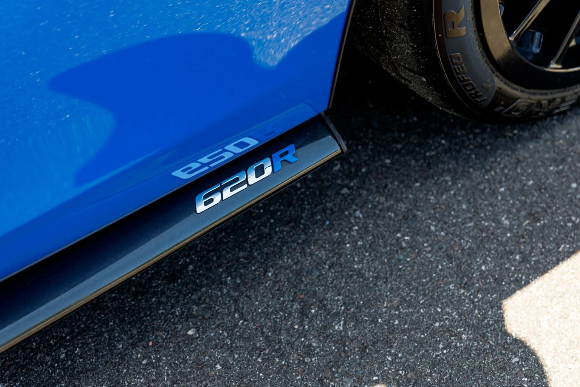mph016_2060957687_Used_2020_Mc_Laren_620_R_0a346d21d7