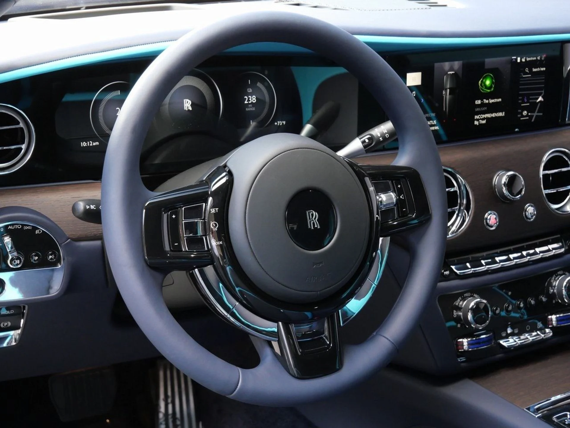 mph016_2067710771_2f2219ae94719069063fa4b1c69390dax_1be8d74f9b